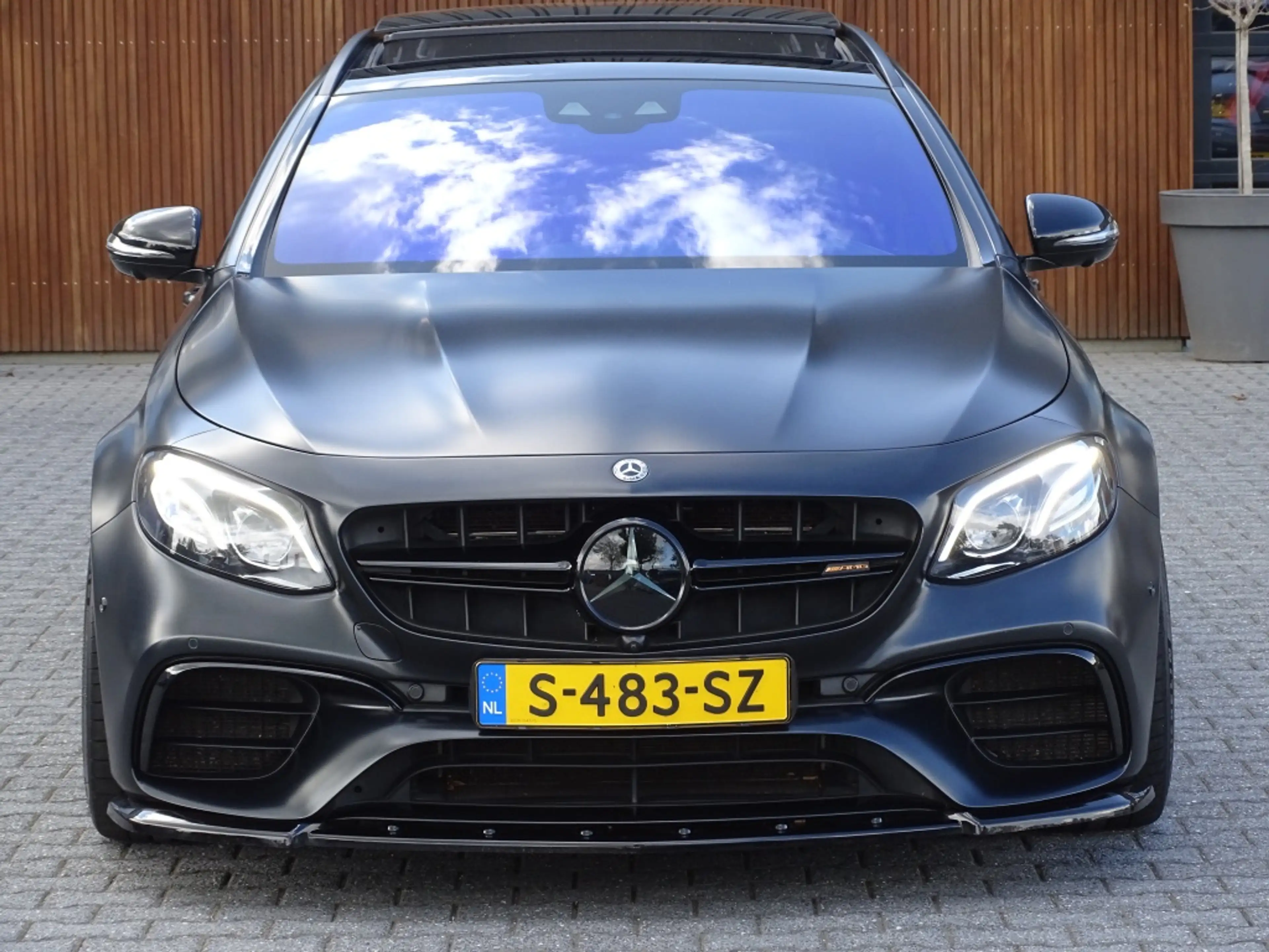 Mercedes-Benz E 63 AMG Estate 63s V8 612PK / Burmester / Carbon / AMG Cer — photo 11