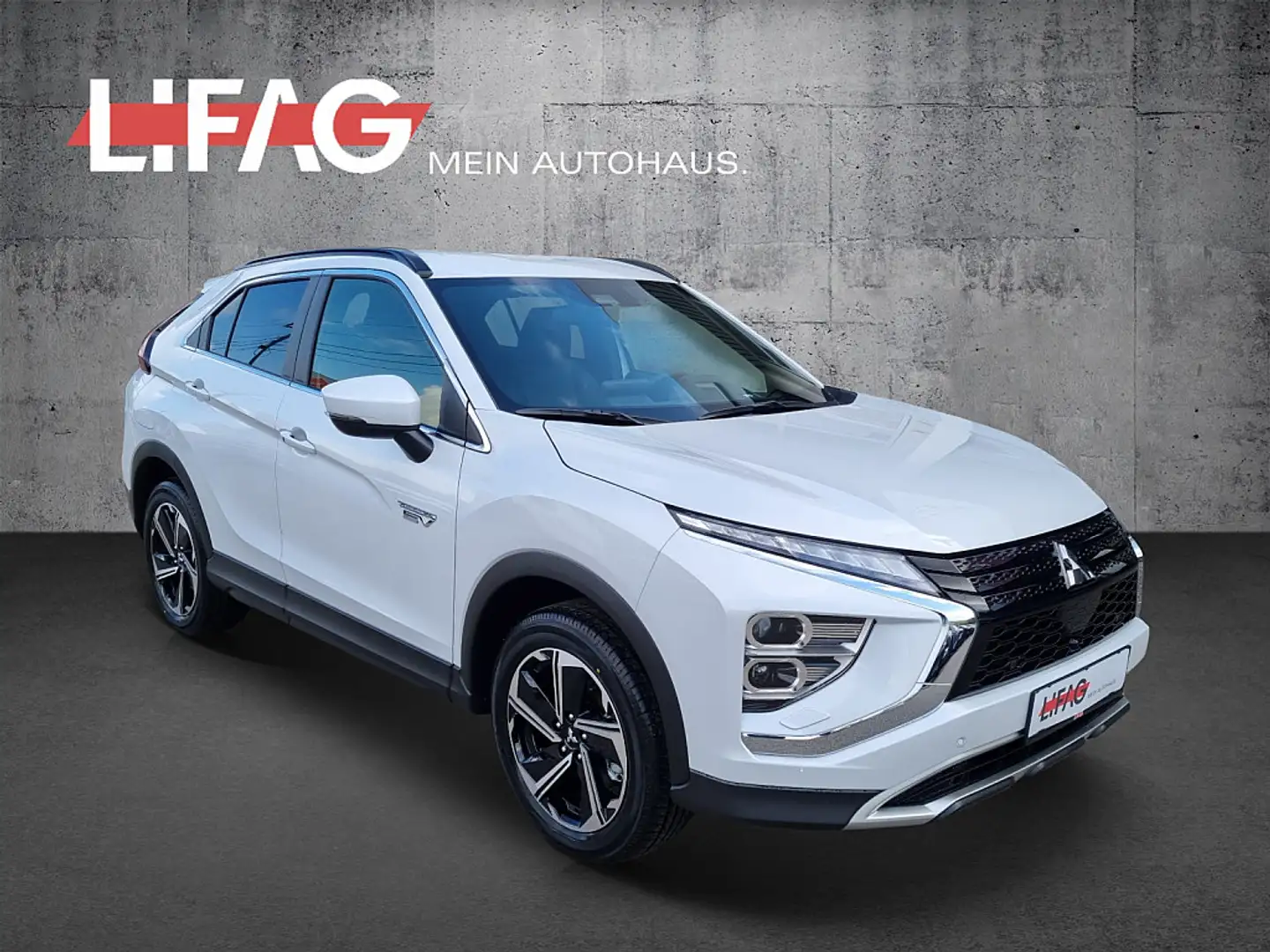 Mitsubishi Eclipse Cross 2,4 PHEV 4x4 Intense+ Autom. *ab € 26.990,-* Weiß - 1
