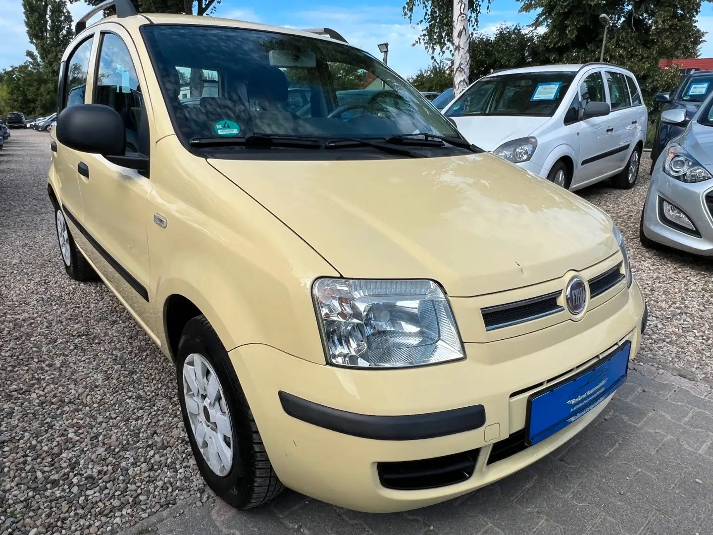 Fiat Panda 1.2 8V Dynamic*1.HD*Klima*93.TKM*TÜV NEU Gelb - 2