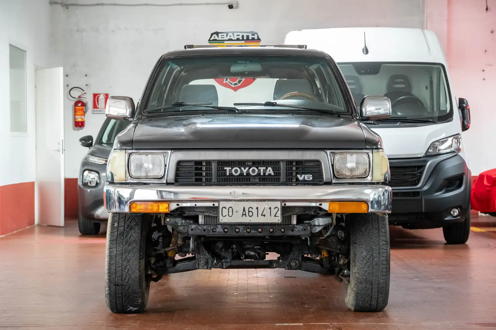 Toyota 4-Runner 3.0i V6 - GPL - Gancio traino Сірий - 2