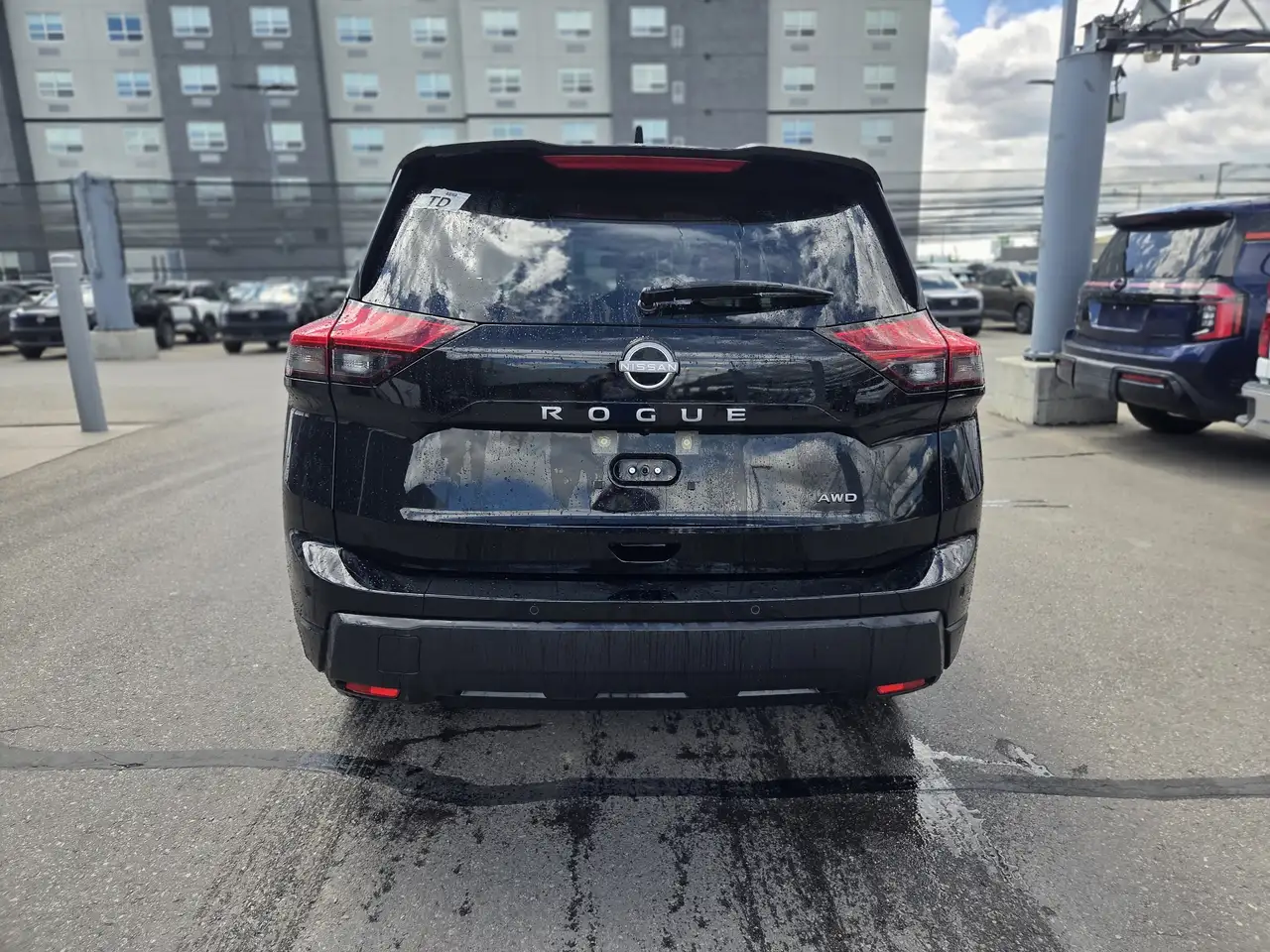 Nissan Rogue снимка Nissan Rogue