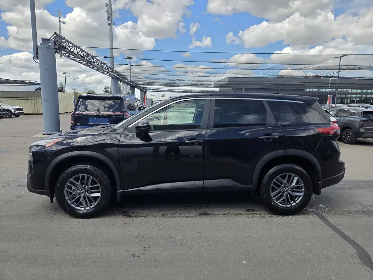 Nissan Rogue снимка Nissan Rogue