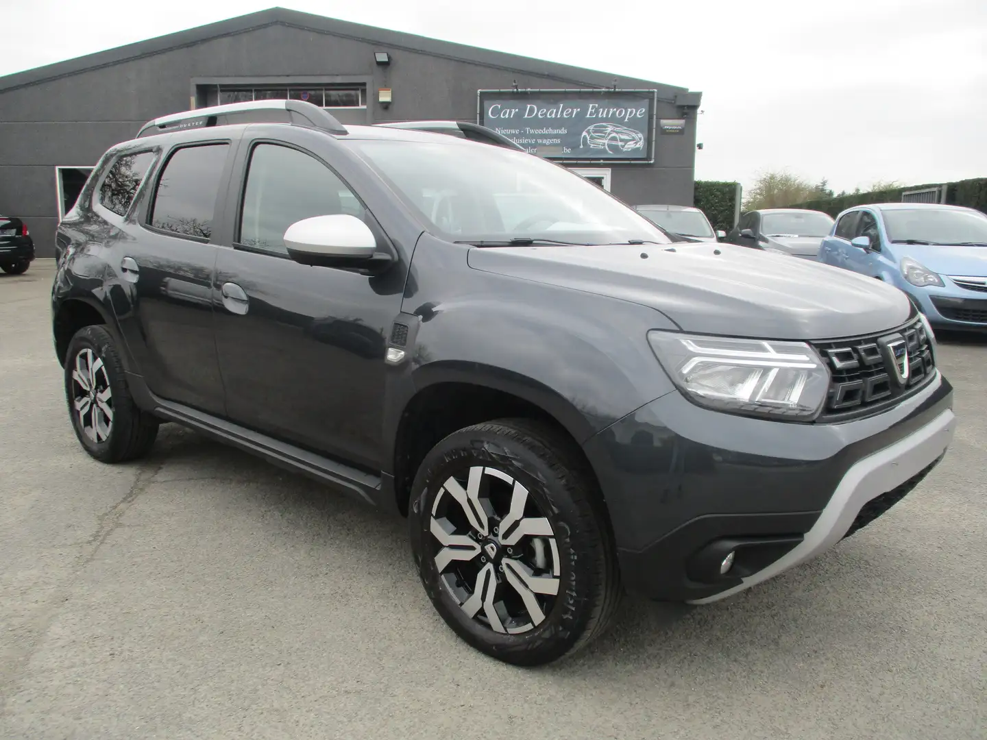 Dacia Duster 1.0 TCe + LPG / Navi / Camera Gris - 2