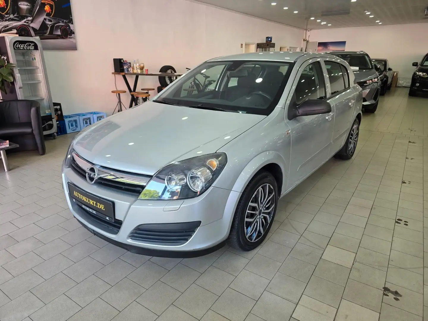 Opel Astra HLim. Edition Klimaanlange Scheckheft gep. Plateado - 1