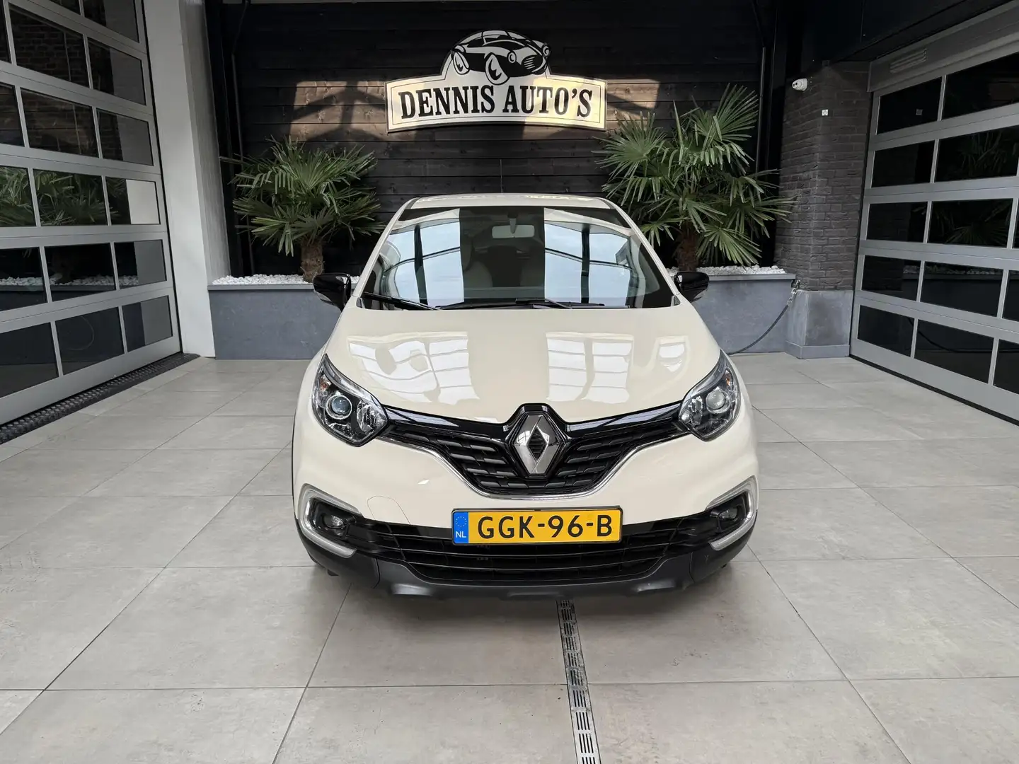 Renault Captur 0.9 TCe Intens Bruin - 2