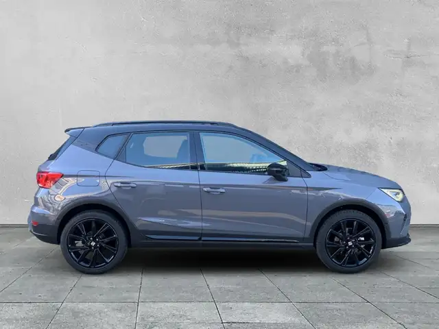 SEAT Arona view 6