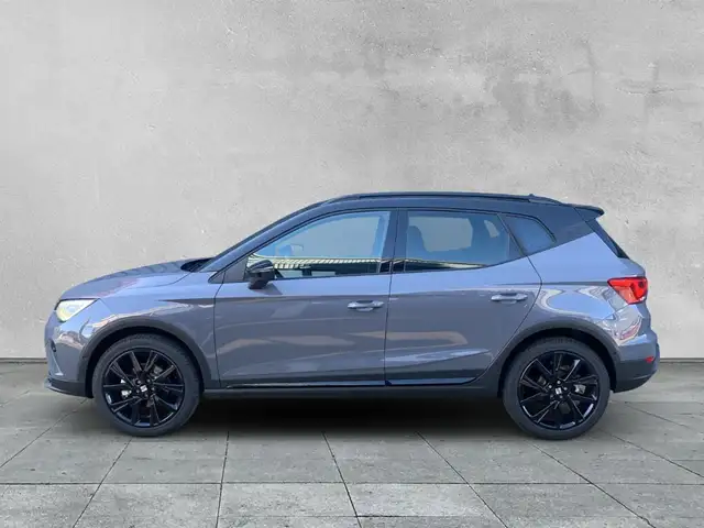 SEAT Arona view 2