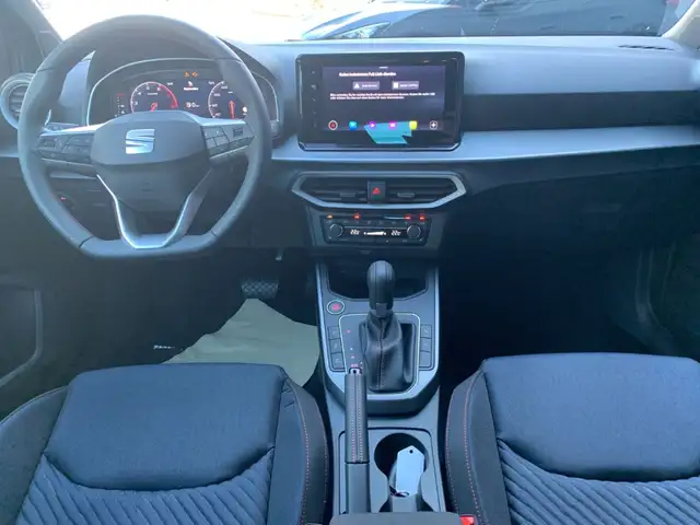 SEAT Arona view 14