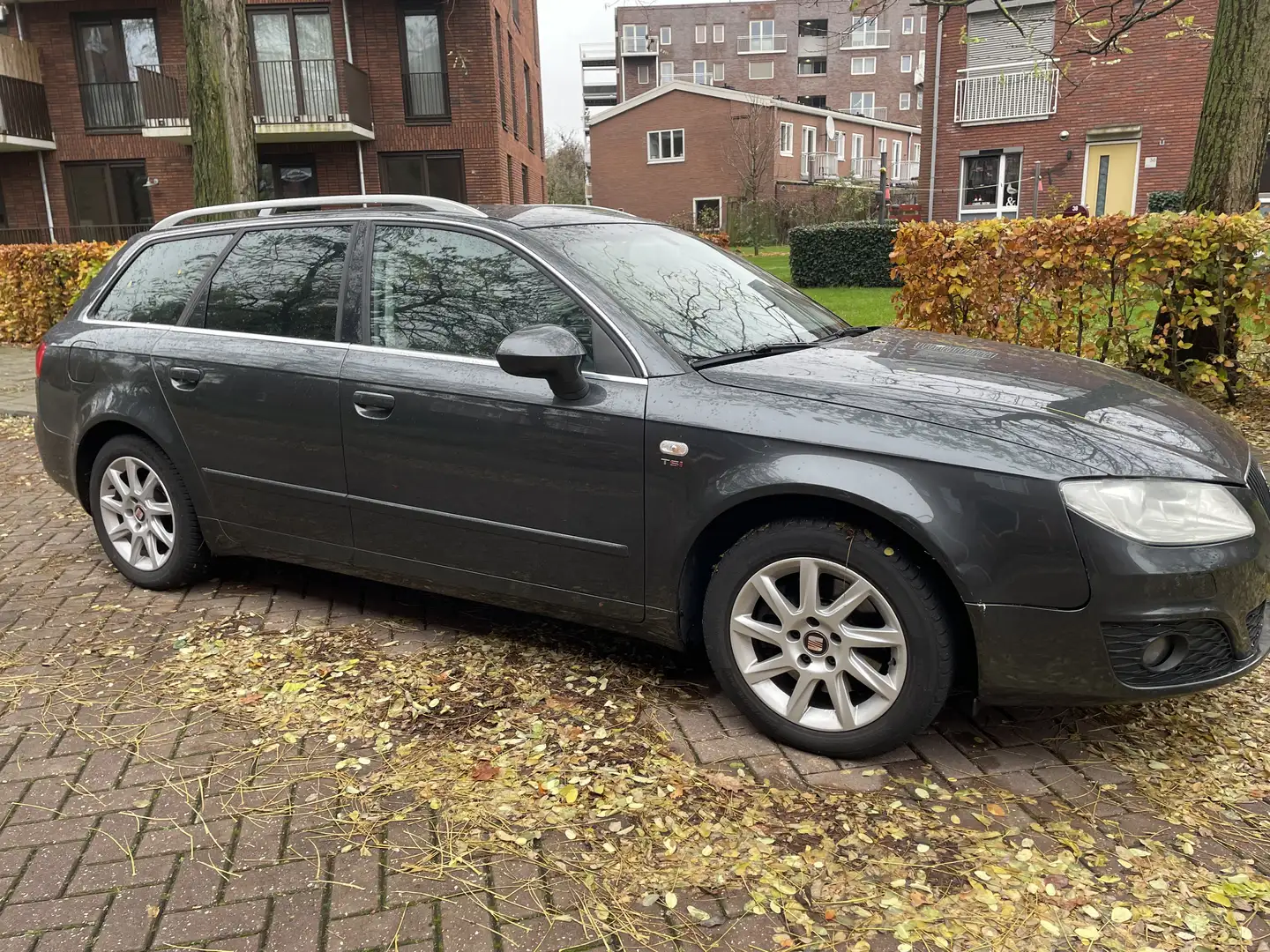 SEAT Exeo 1.8 TSI Bnsline High Grijs - 2