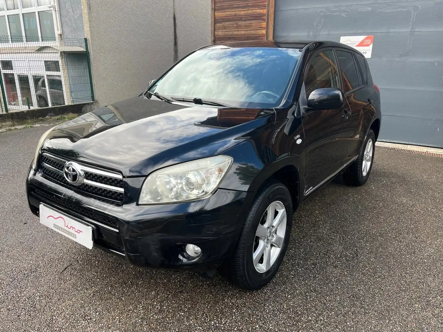 Toyota RAV 4 2.2 d4d 4X4 LIMITED GARANTIE 12 MOIS. - 1