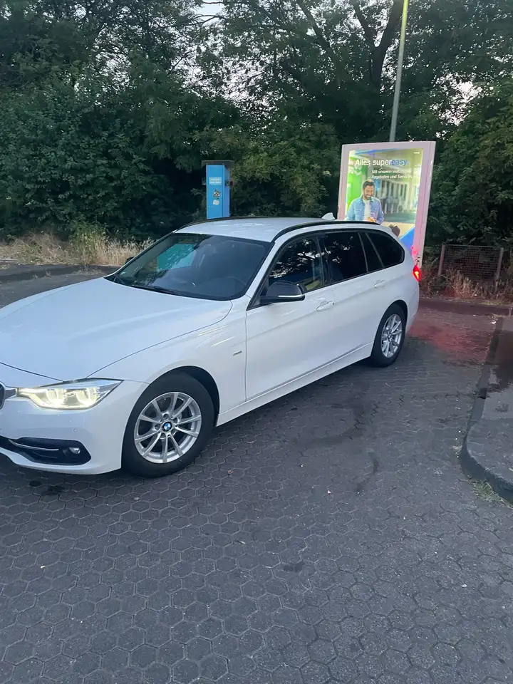 BMW 320