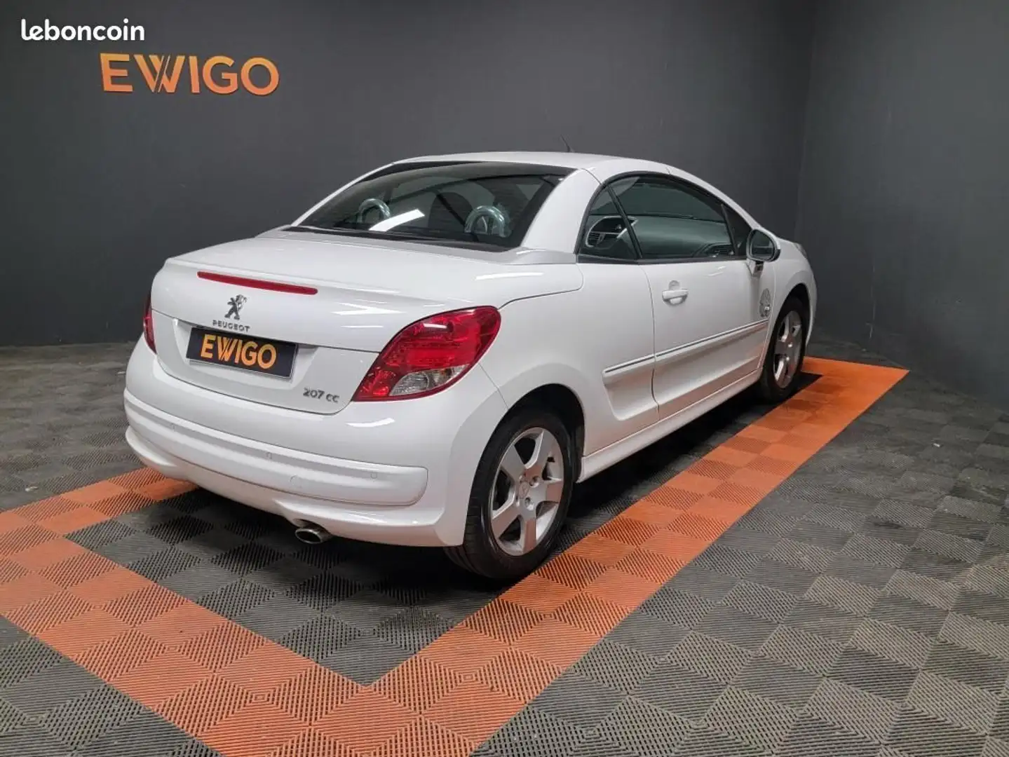 Peugeot 207 1.6 VTI 120ch SPORT SERIE 64 Biały - 2