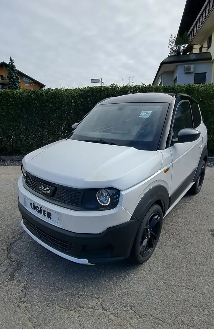 Ligier Myli R.Ebel L6e REIN ELEKTRISCH 8 kWh Servo Weiß - 1