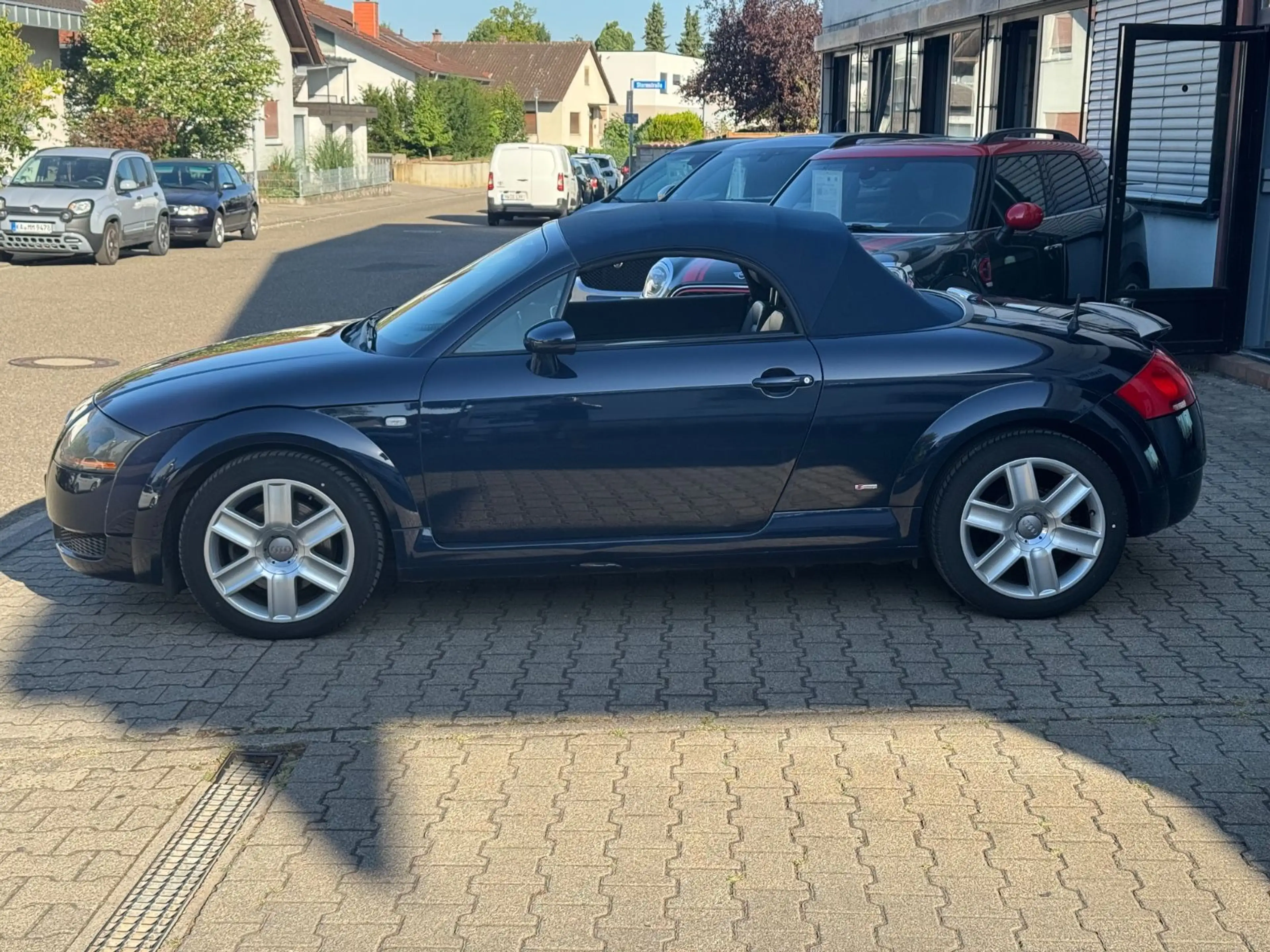 Audi TT Roadster 1.8T quattro 132 kW | S-line — photo 9