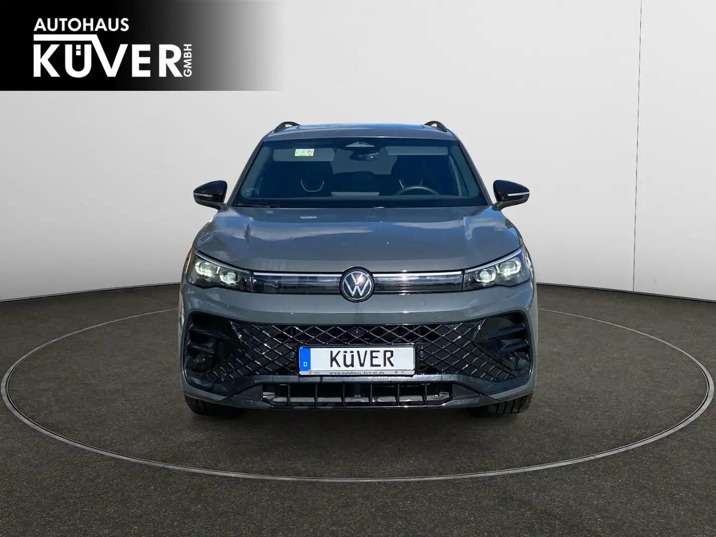 Volkswagen Tiguan R-Line 2.0 TDI DSG Navi+Pano+AHK+IQ+ACC Grau - 2