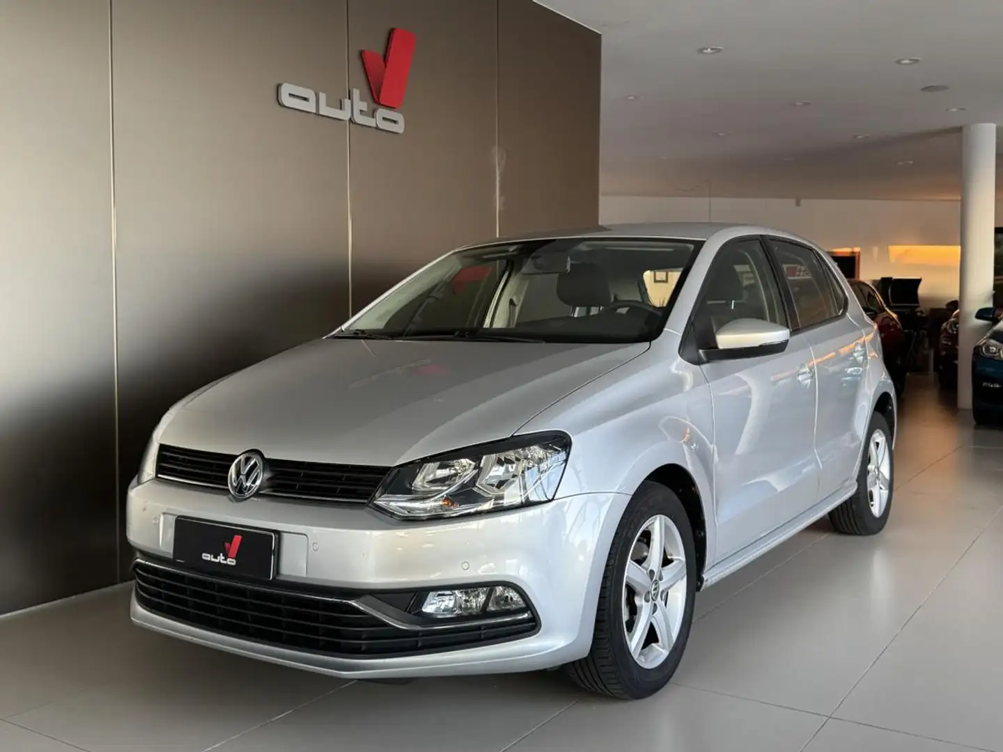 Volkswagen Polo 1.0 MPI 5p. Comfortline Argento - 2