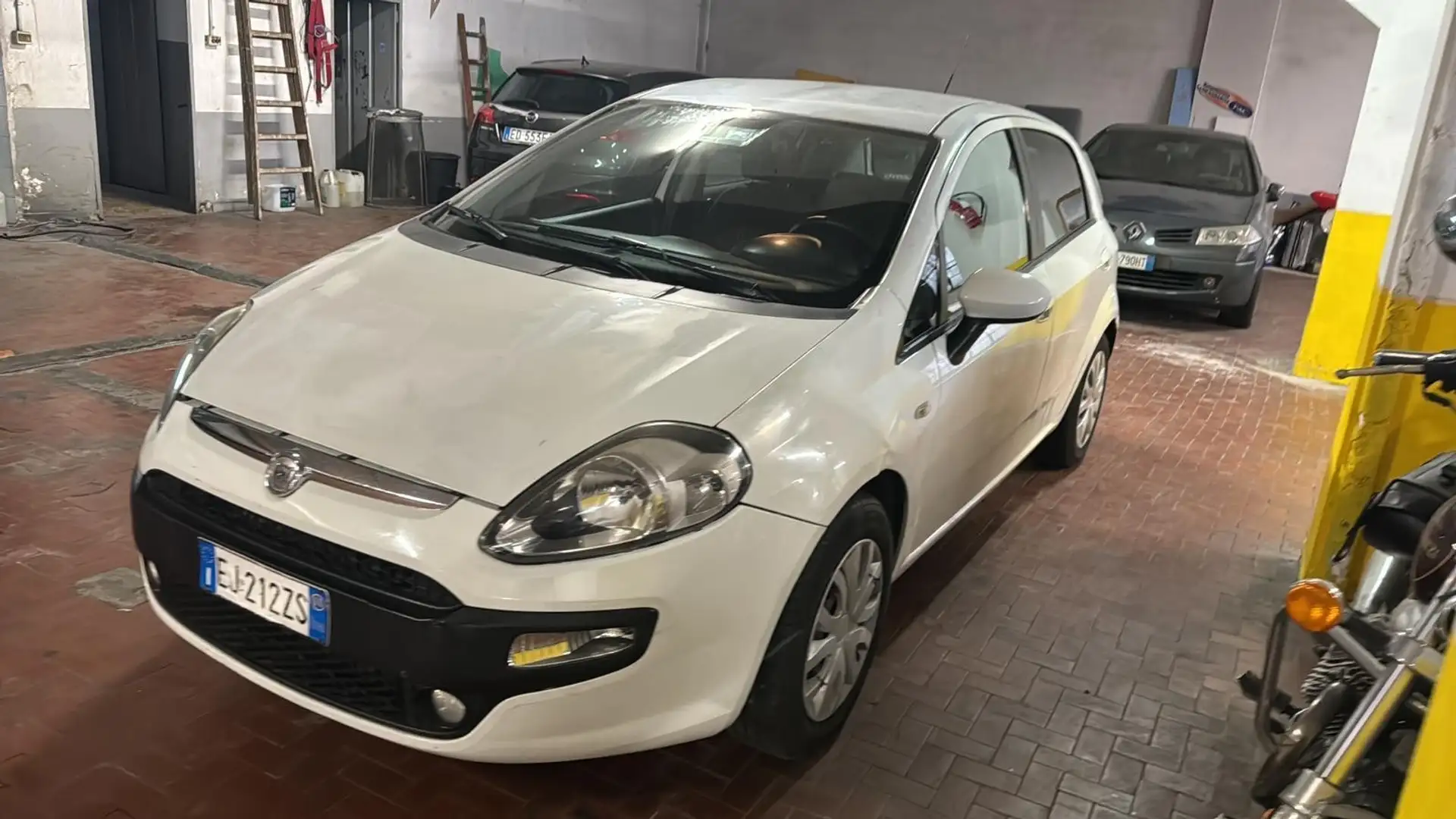 Fiat Punto Evo 5p 1.4 Active Gpl 150th anniversary - 1