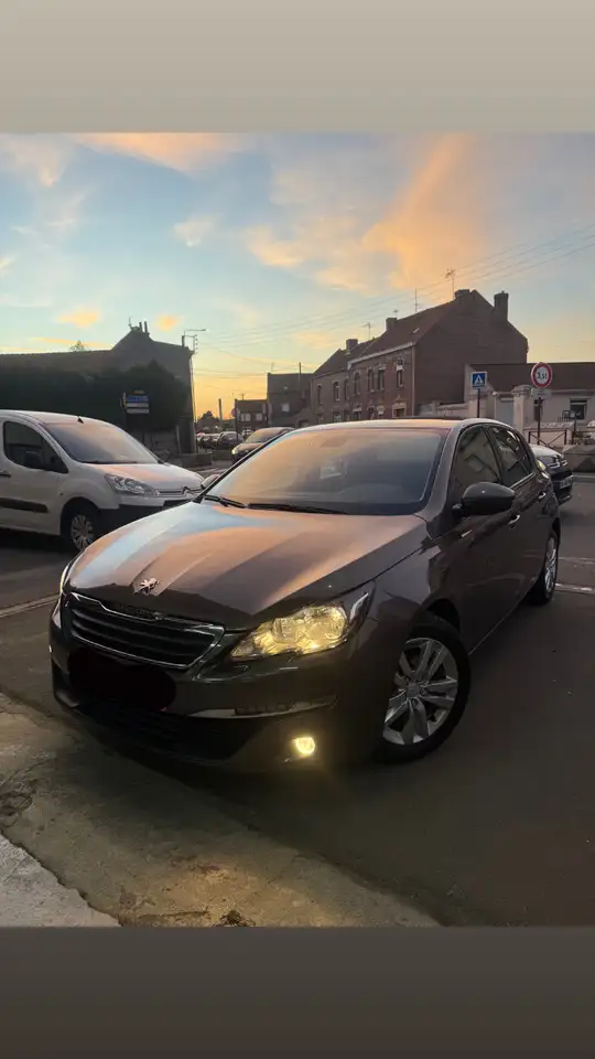 Peugeot 308 1.6 e-HDi 112ch FAP Allure