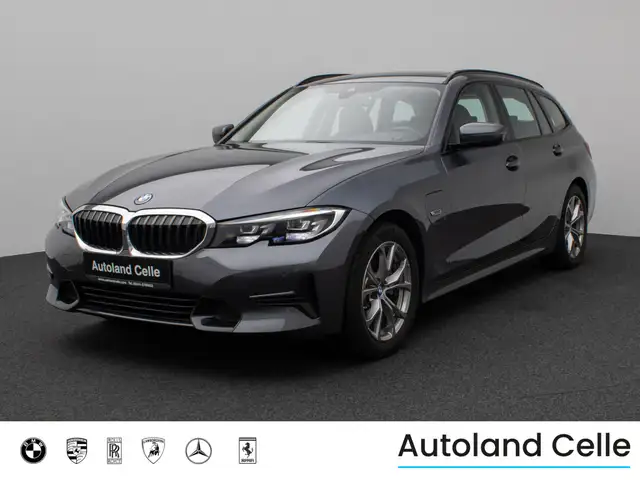 BMW 320 Sport Line Panorama DAB CockPitPr PDC Alarm