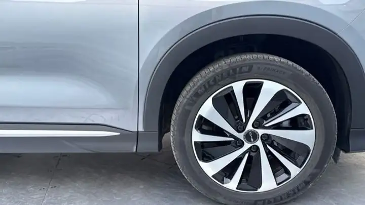 BYD Seal U DM-i COMFORT 2025, foto 10