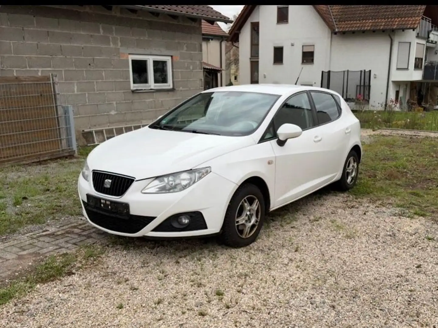 SEAT Ibiza Ibiza 5-Türer 1.4 16V Style Weiß - 1