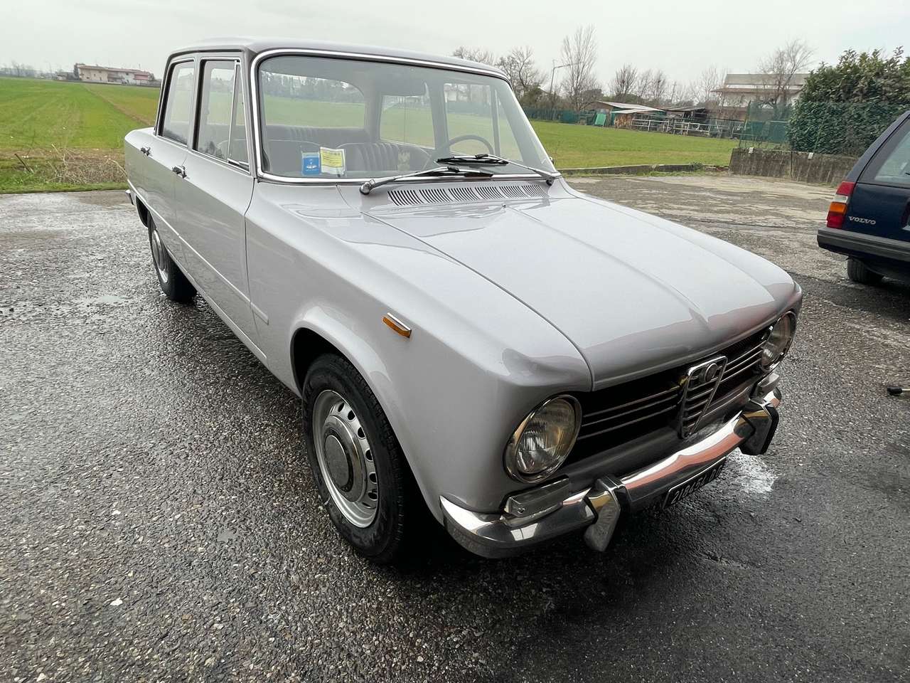Alfa Romeo Giulia 1300 Documenti e targhe originali