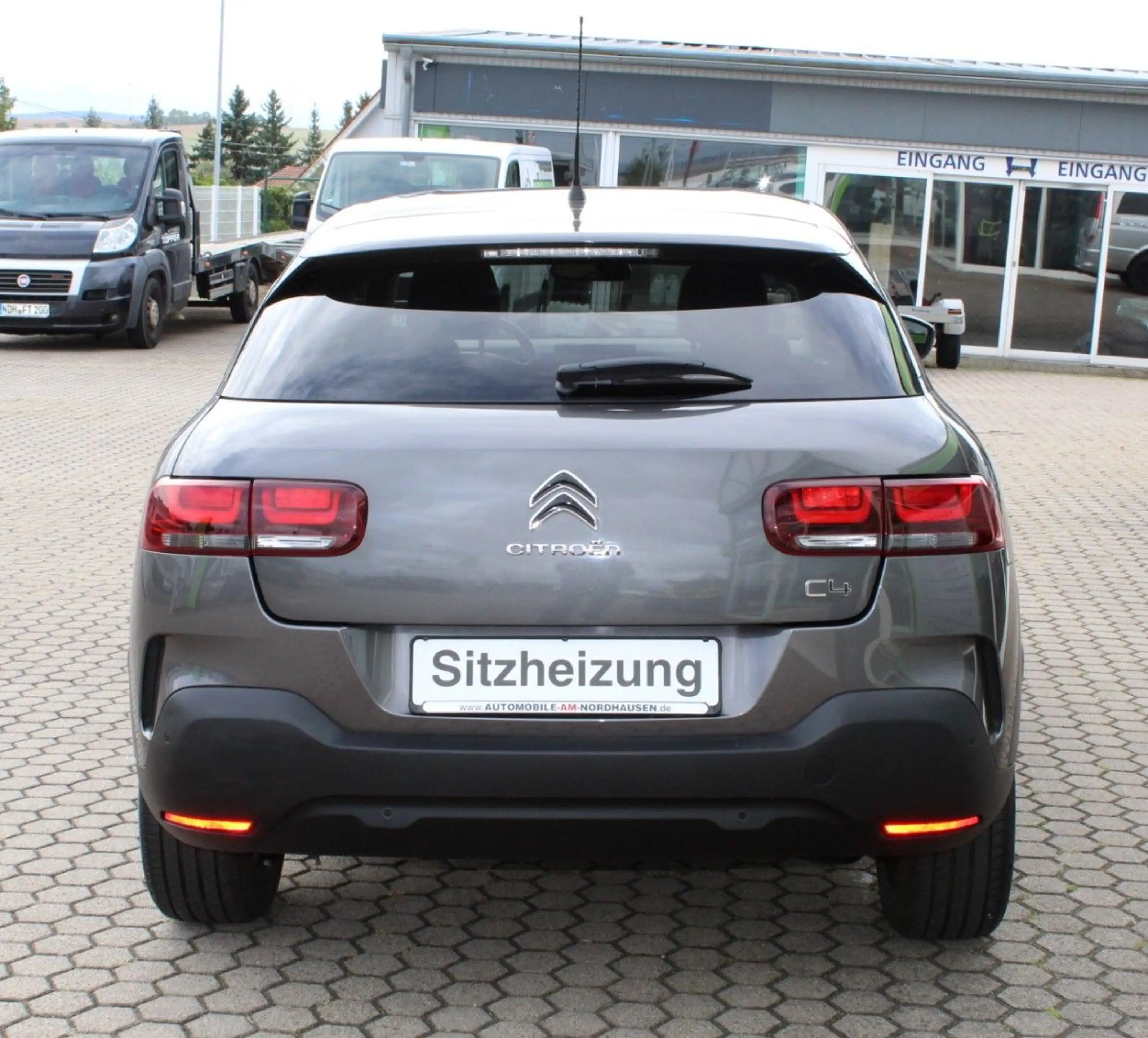 Citroen C4 Cactus C-Series Sitzheizung Tempomat TÜV Neu — photo 4