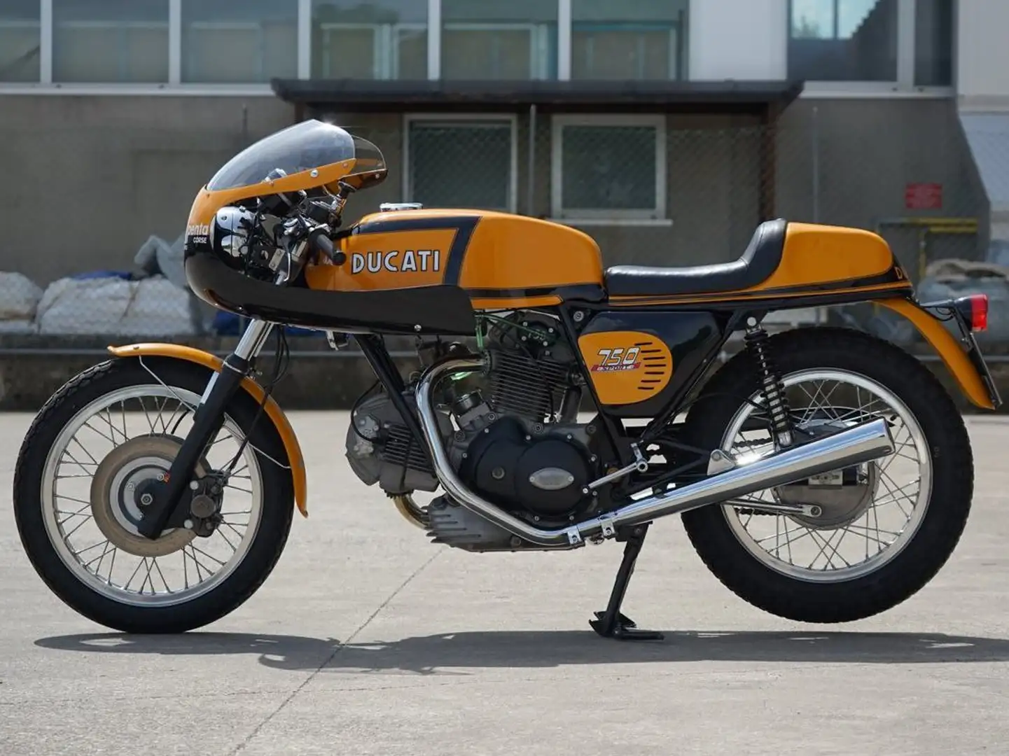 Ducati 750 Sport Z-Stripe 750 Sport 45TT Amarillo - 1