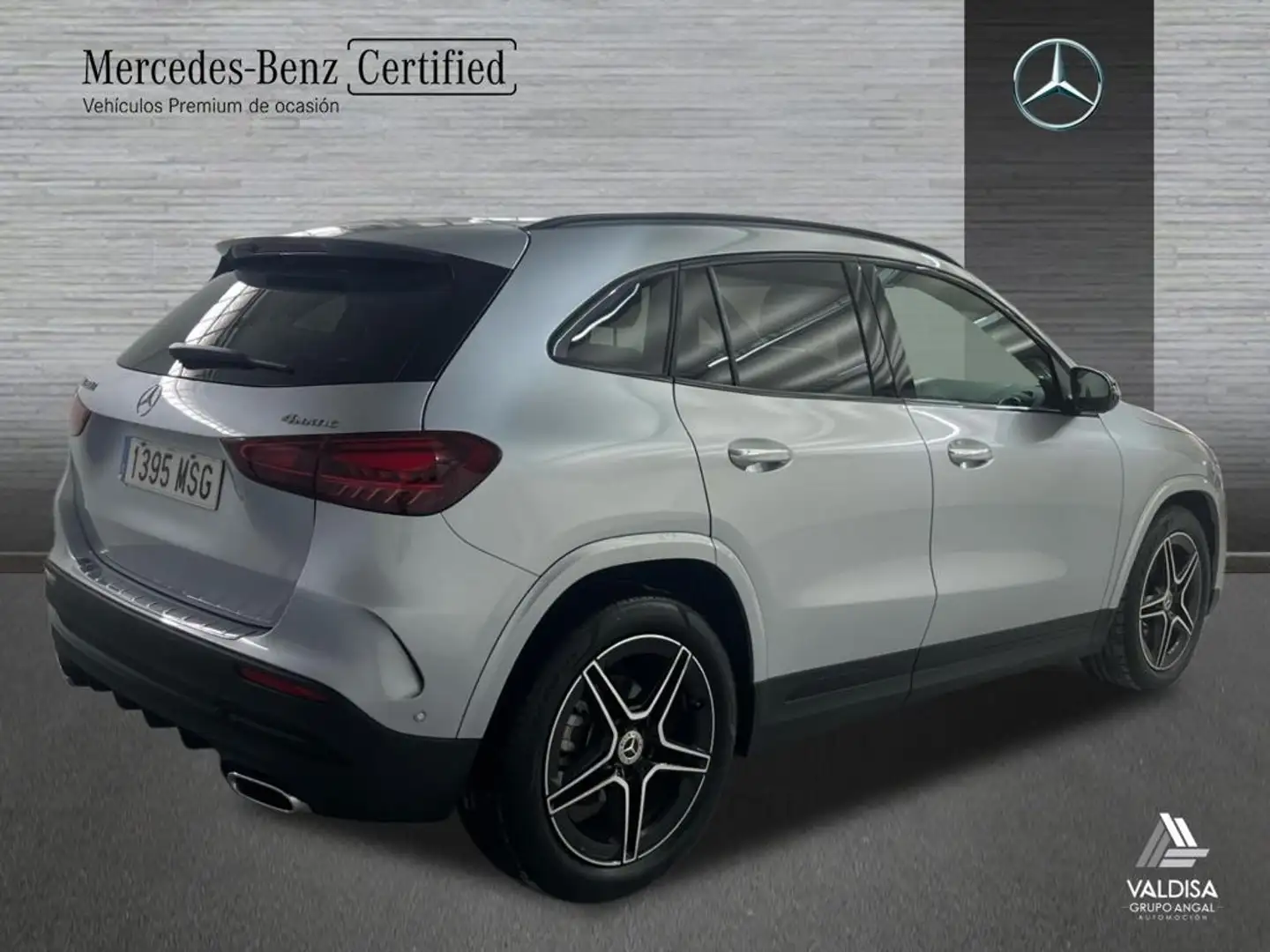 Mercedes-Benz GLA 200 D - 2
