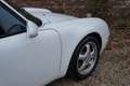Porsche 993 993 Carrera 2 Convertible ONLY 23000 MILES! Grand Weiß - thumbnail 22
