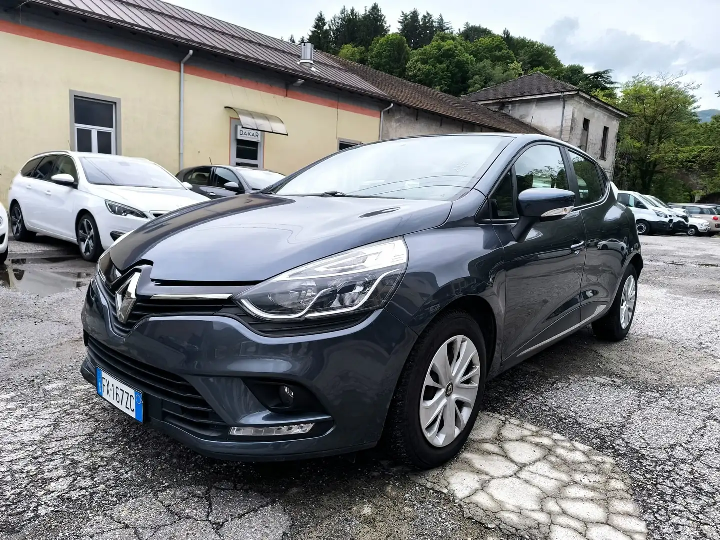 Renault Clio Clio 0.9 tce Business 75cv Gris - 1