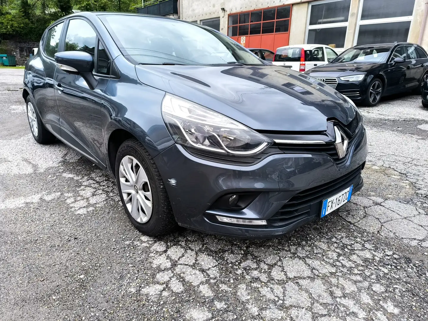 Renault Clio Clio 0.9 tce Business 75cv Gris - 2