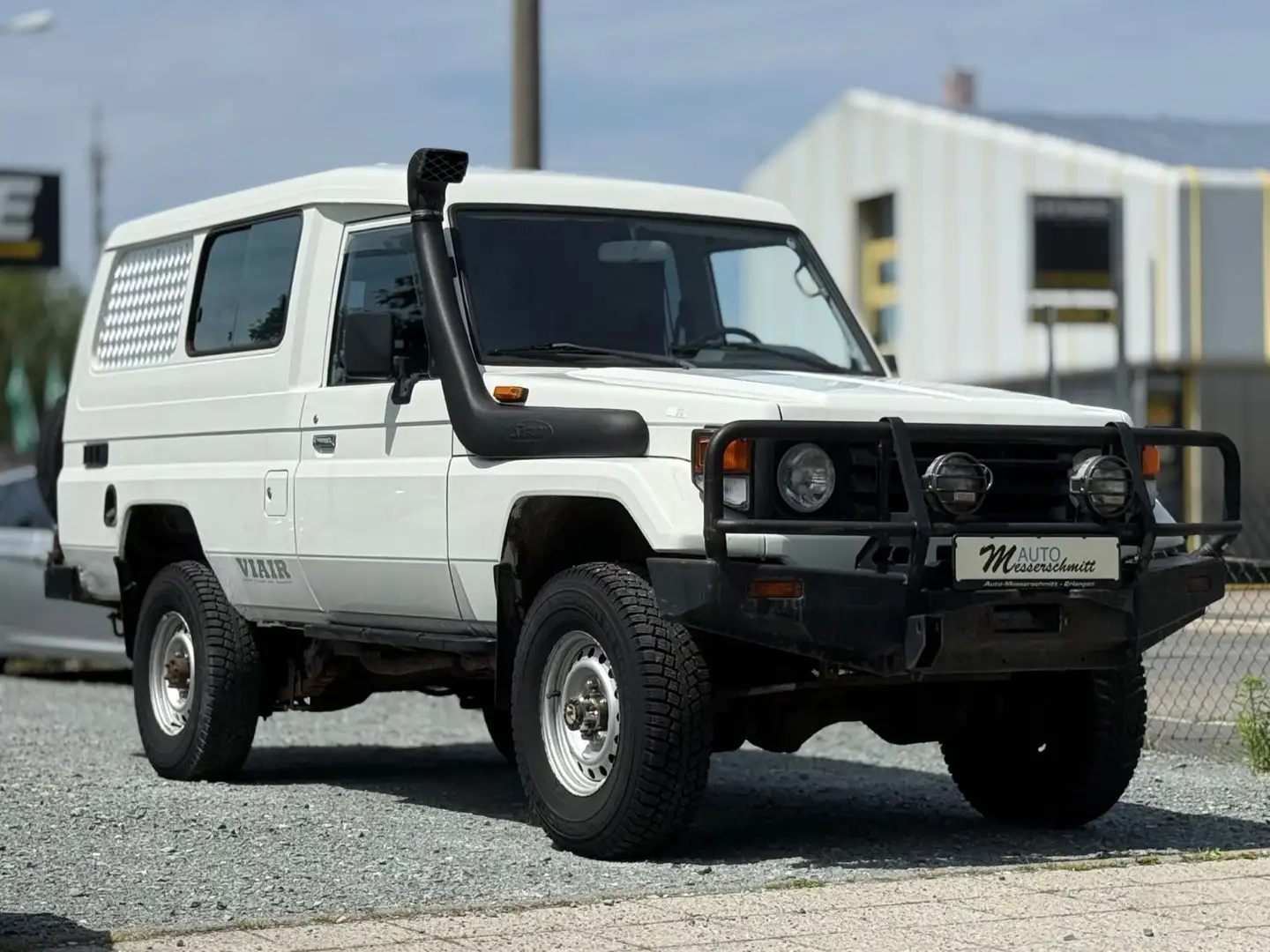 Toyota Land Cruiser 4.2 Diesel WOHNMZul. KLIMA StHz Weiß - 1