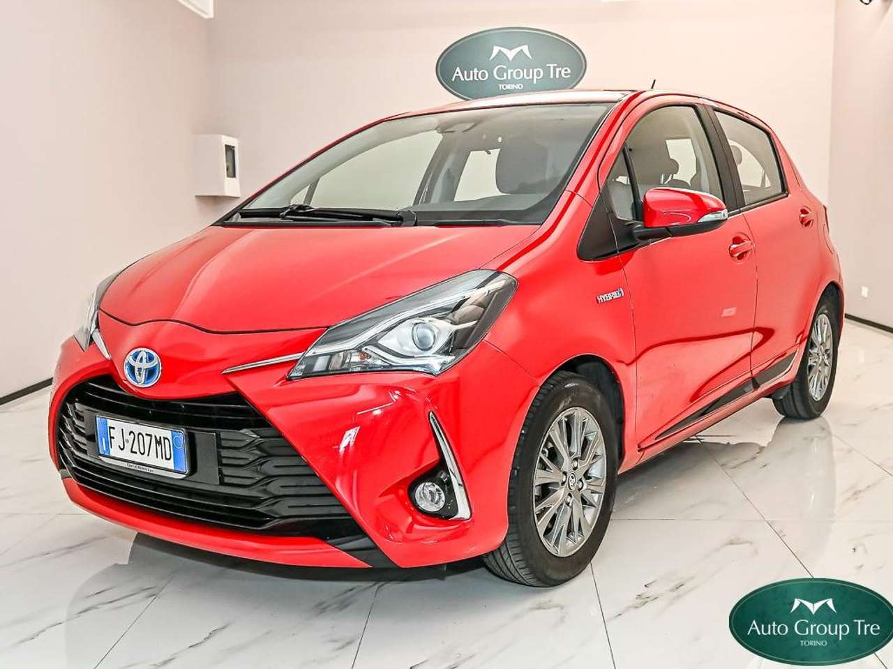 Toyota Yaris Yaris III 2017 5p 1.5h Cool