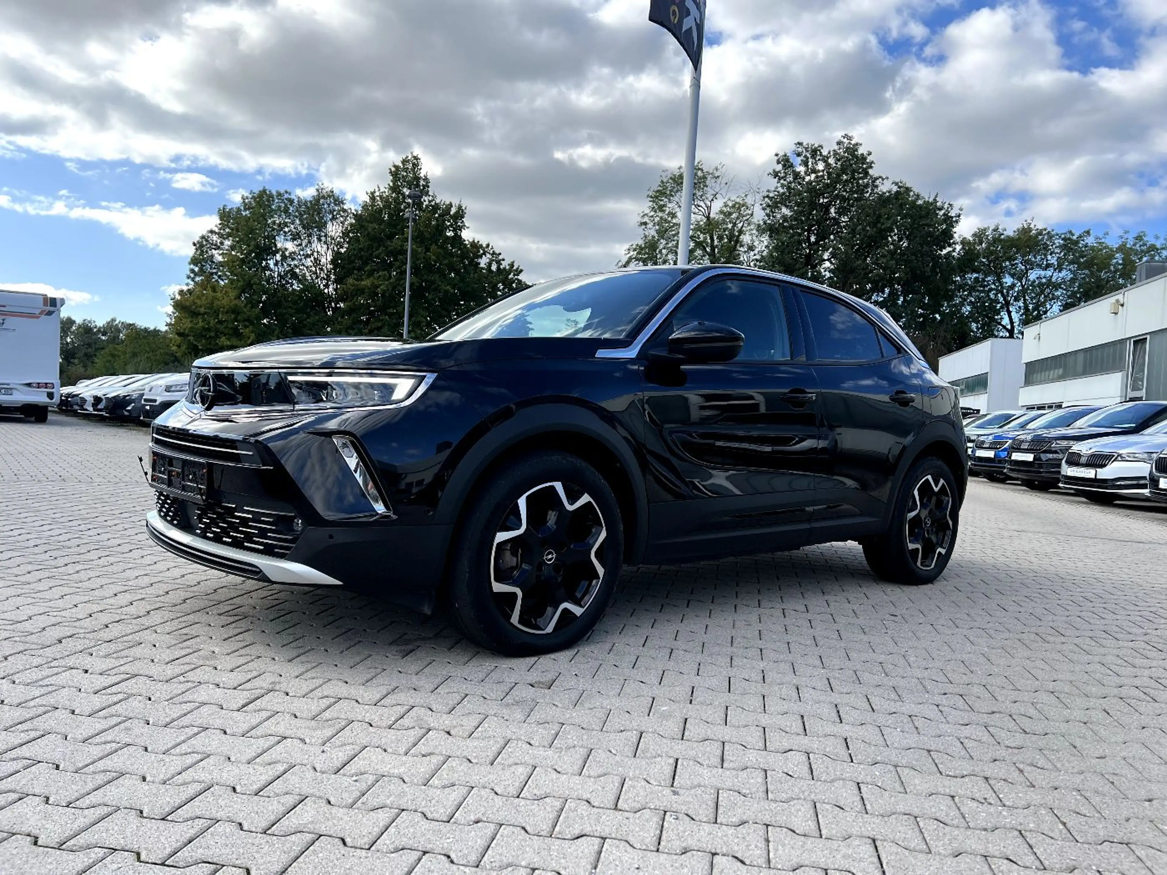 Opel Mokka-E Mokka e Ultimate *LED Navi Kamera Alcantara*