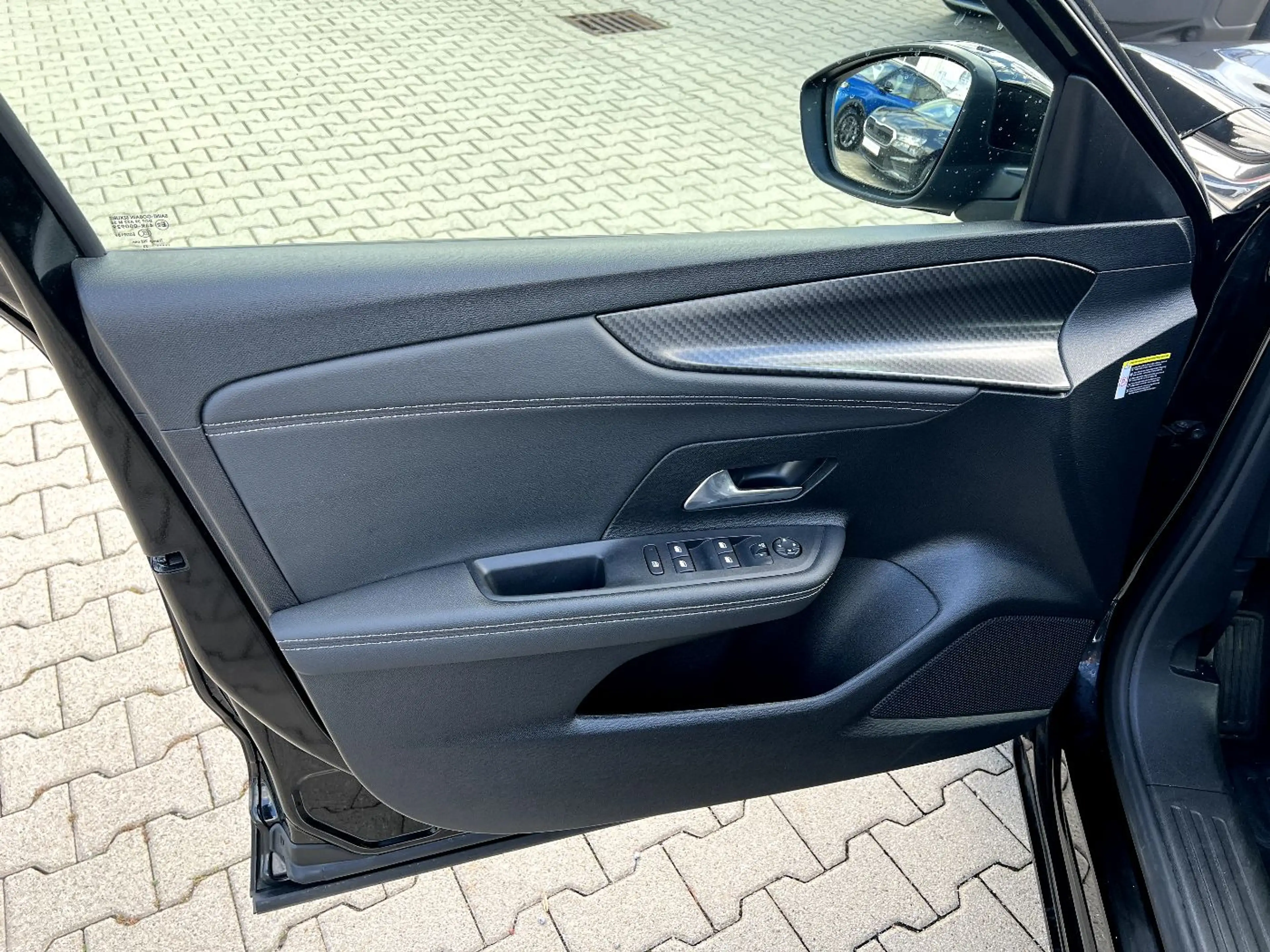 Opel Mokka-E Mokka e Ultimate *LED Navi Kamera Alcantara* — photo 10
