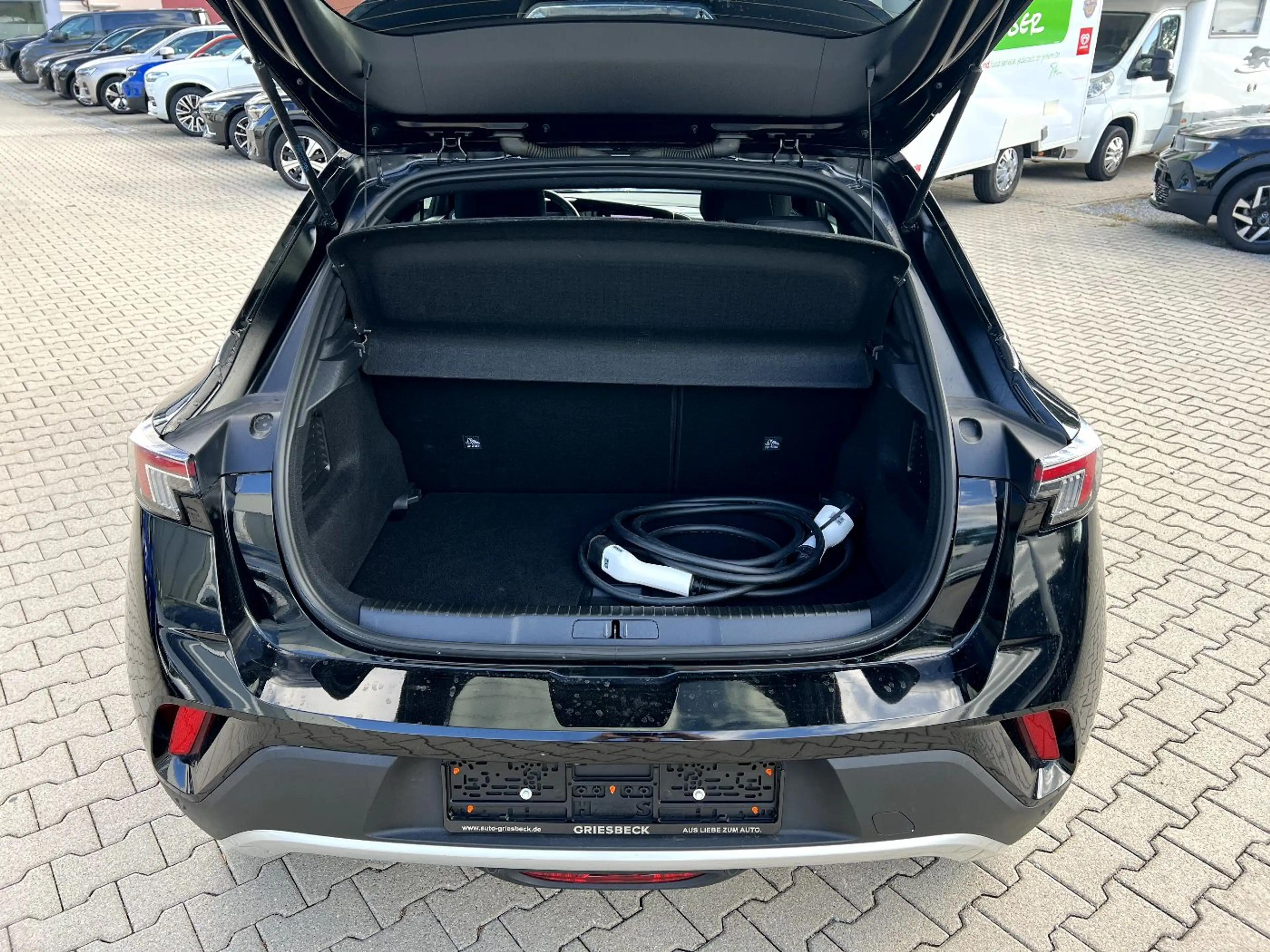 Opel Mokka-E Mokka e Ultimate *LED Navi Kamera Alcantara* — photo 7