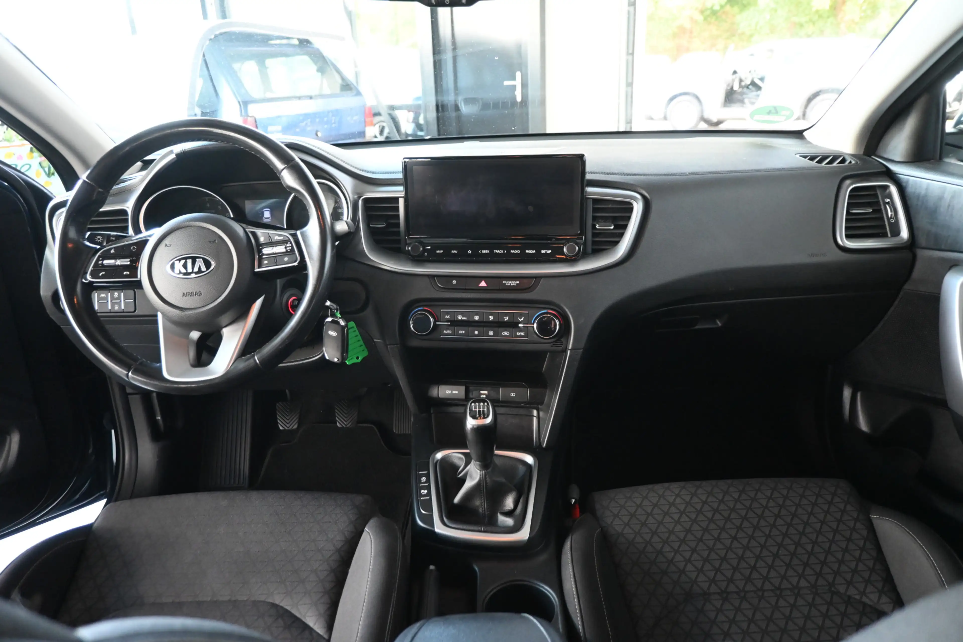 Kia Ceed SW / cee'd SW Sportswagon 1.0 T-GDi DynamicLine Clima Cruise con — photo 2