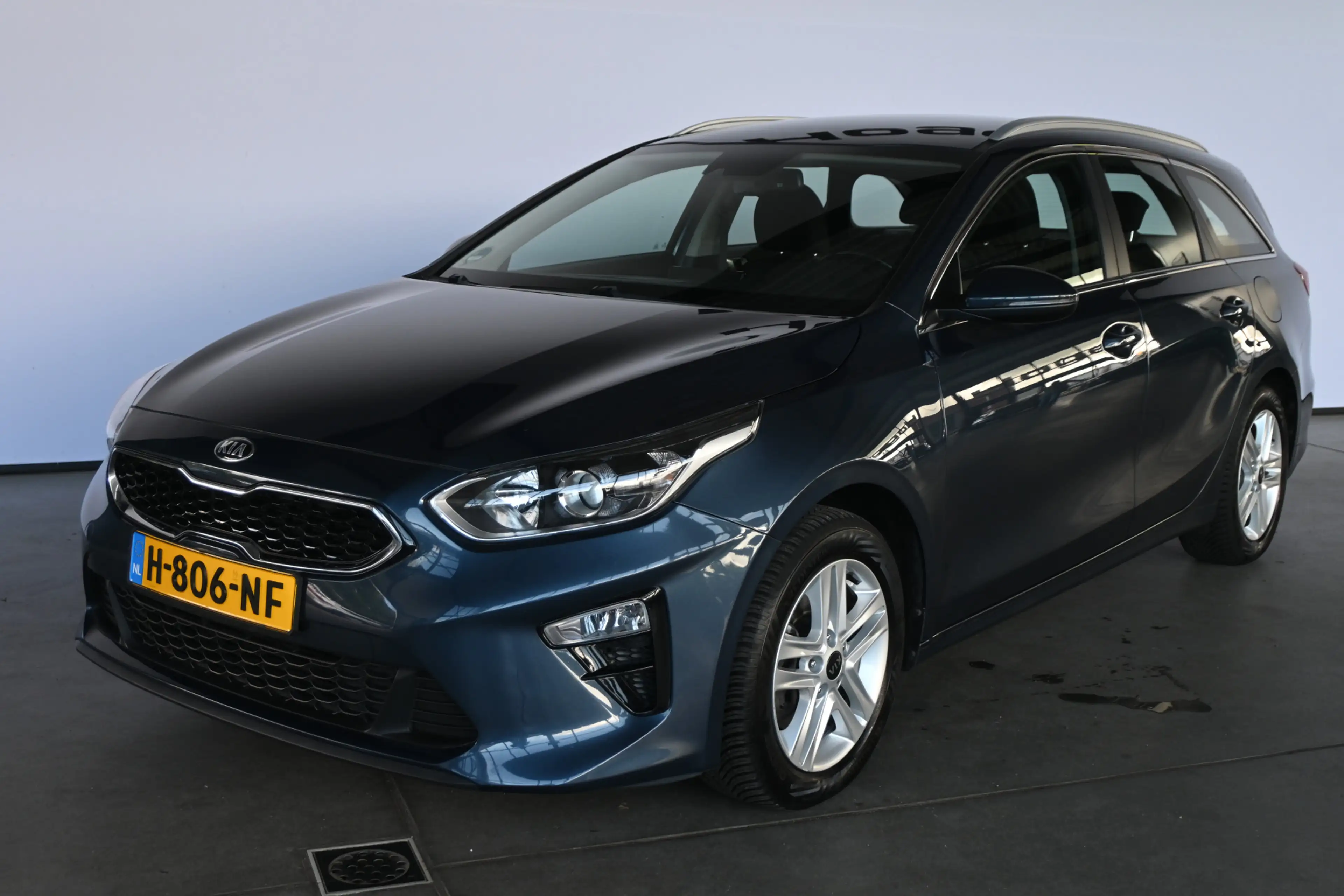 Kia Ceed SW / cee'd SW Sportswagon 1.0 T-GDi DynamicLine Clima Cruise con — photo 4