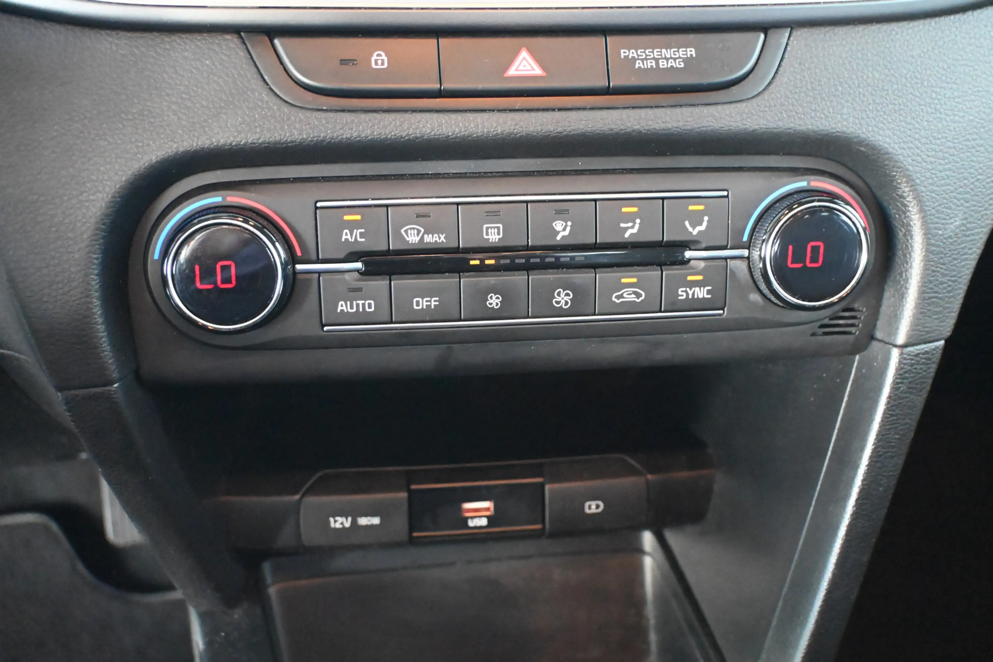 Kia Ceed SW / cee'd SW Sportswagon 1.0 T-GDi DynamicLine Clima Cruise con — photo 8
