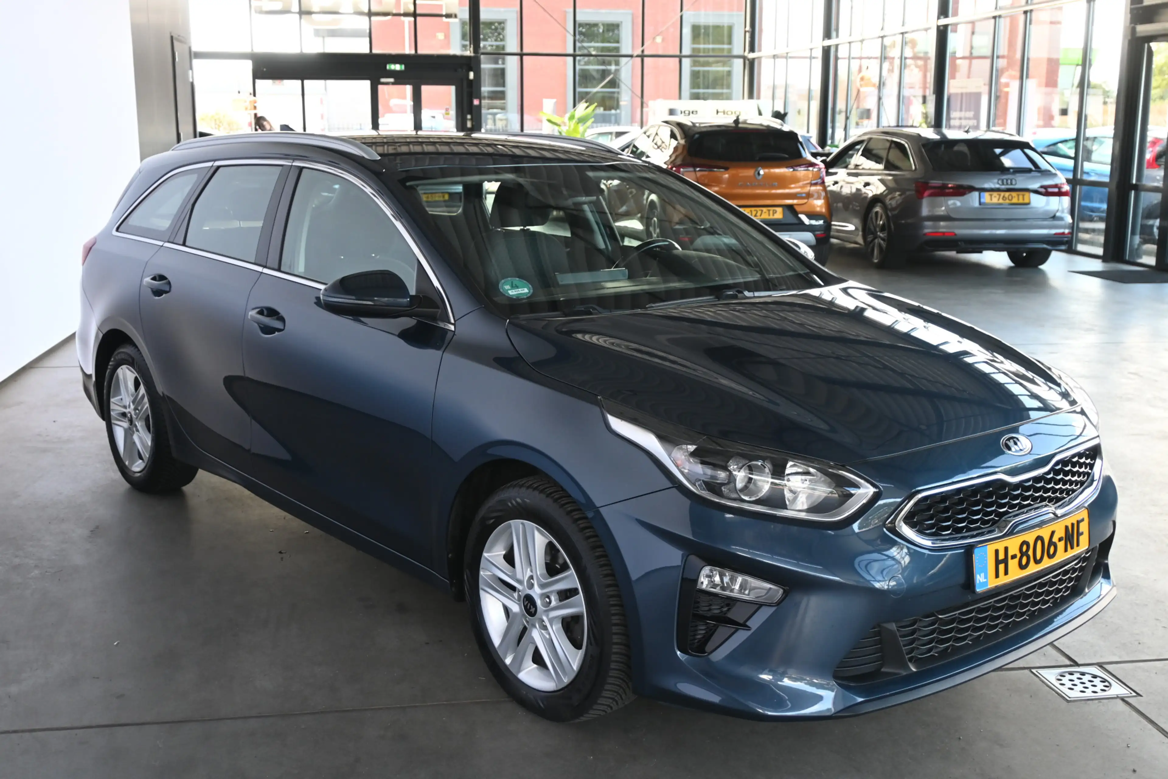 Kia Ceed SW / cee'd SW Sportswagon 1.0 T-GDi DynamicLine Clima Cruise con — photo 10