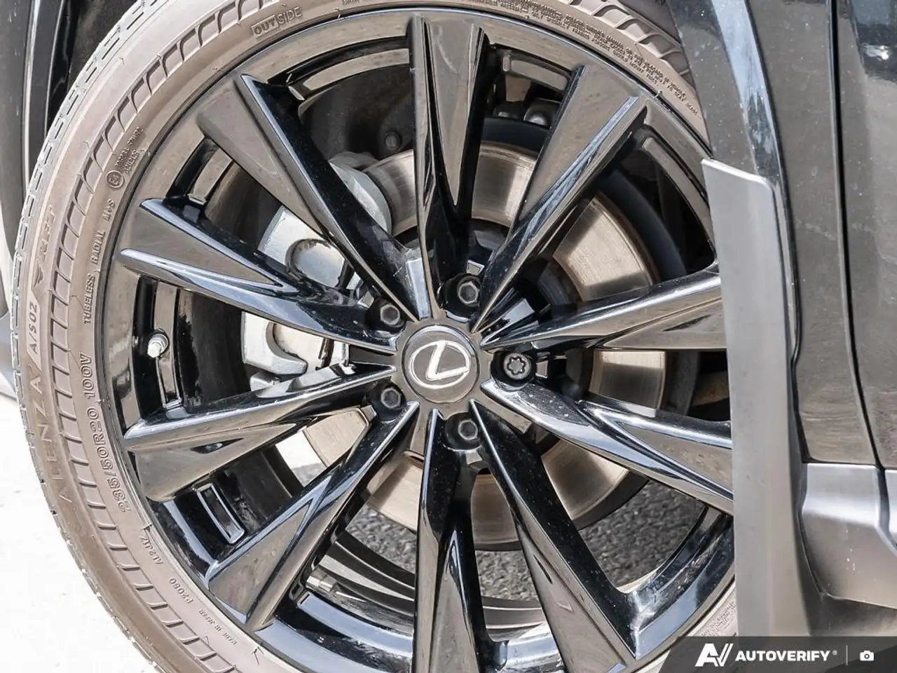 Lexus NX снимка Lexus NX