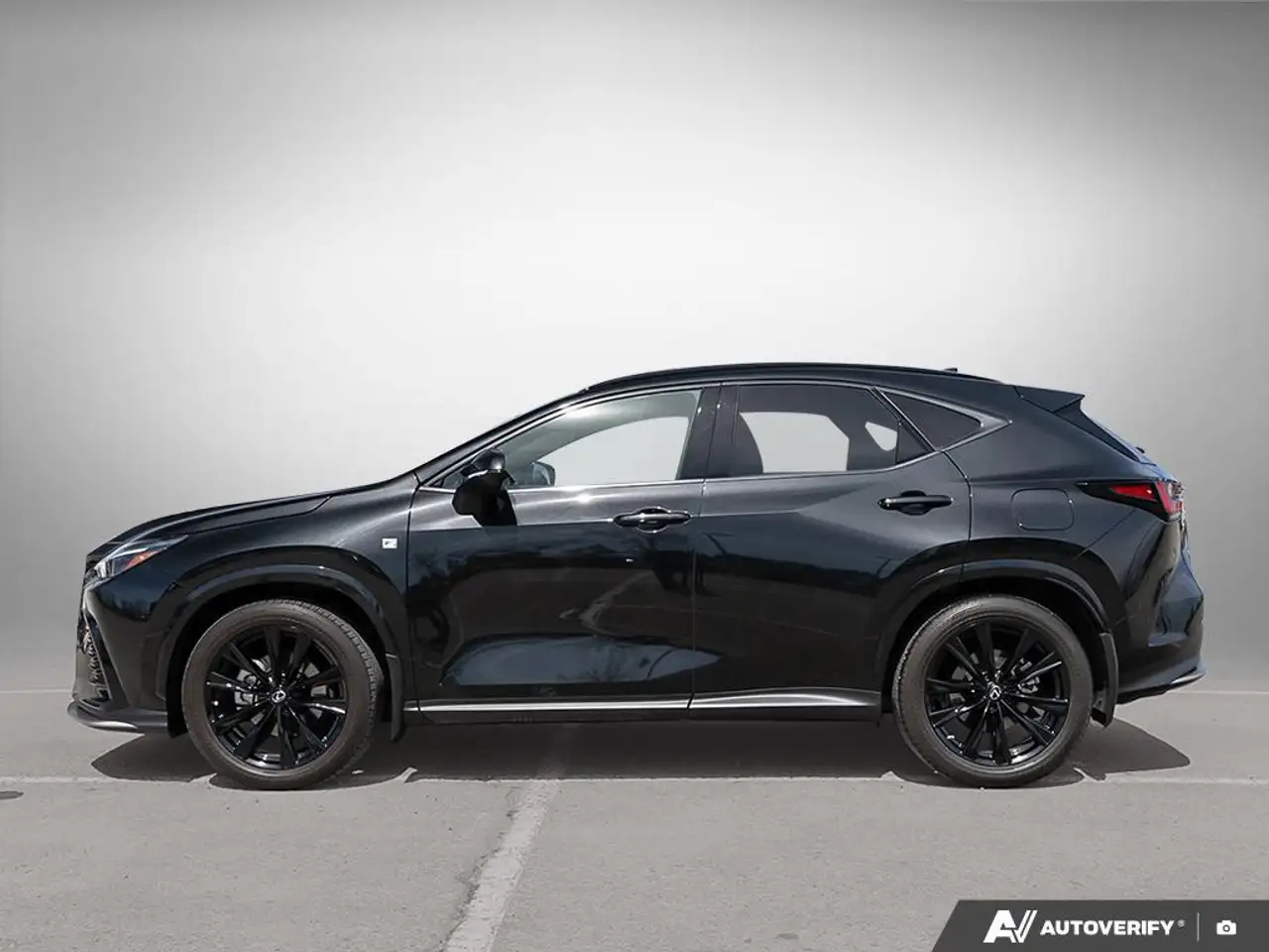 Lexus NX снимка Lexus NX