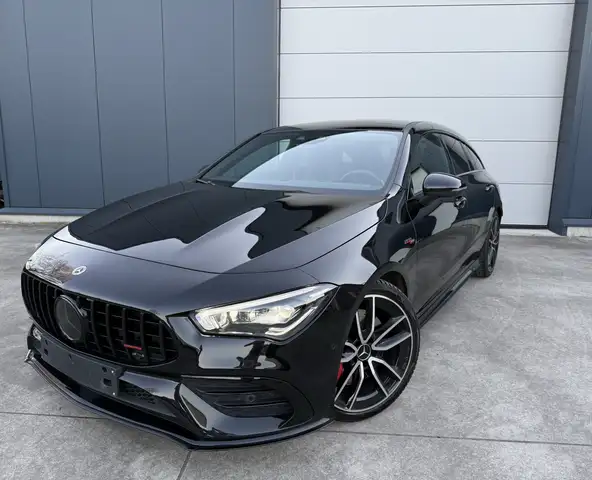 Mercedes-Benz CLA 35 AMG CLA Shooting Brake AMG 35 4-Matic