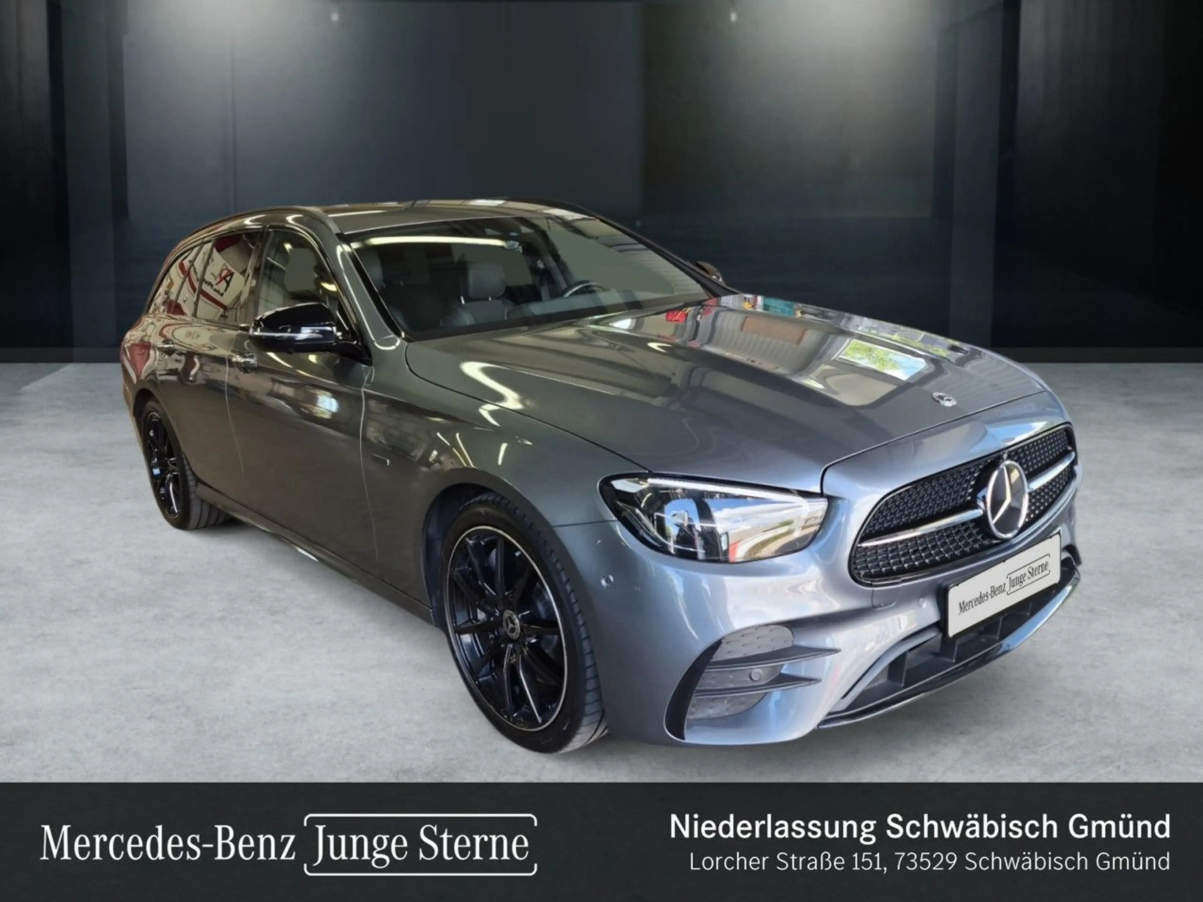 Mercedes-Benz E 400 d T 4M AMG+NIGHT+360+AHK+LED+STHZG+FAHRASS — photo 4