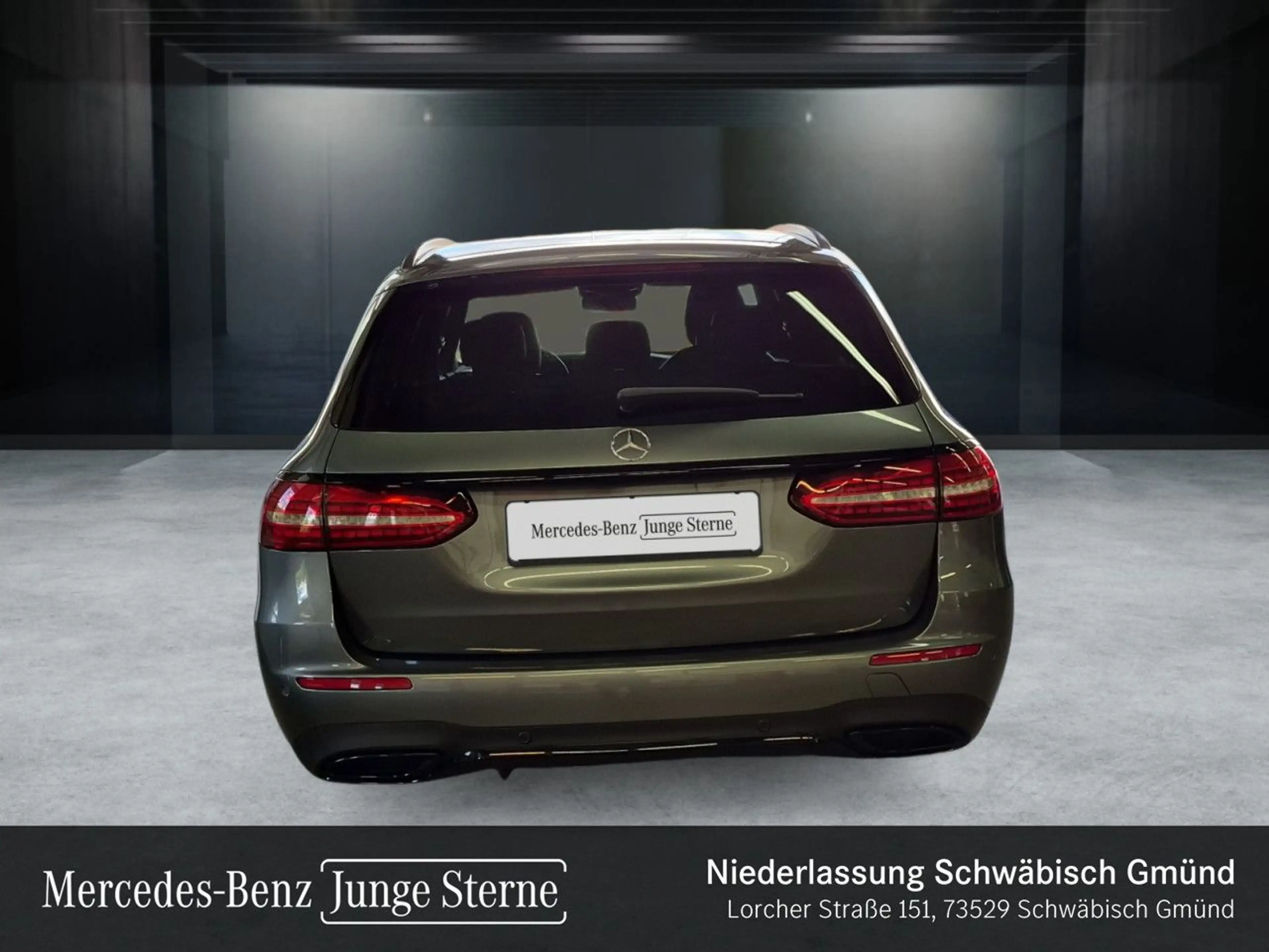 Mercedes-Benz E 400 d T 4M AMG+NIGHT+360+AHK+LED+STHZG+FAHRASS — photo 8