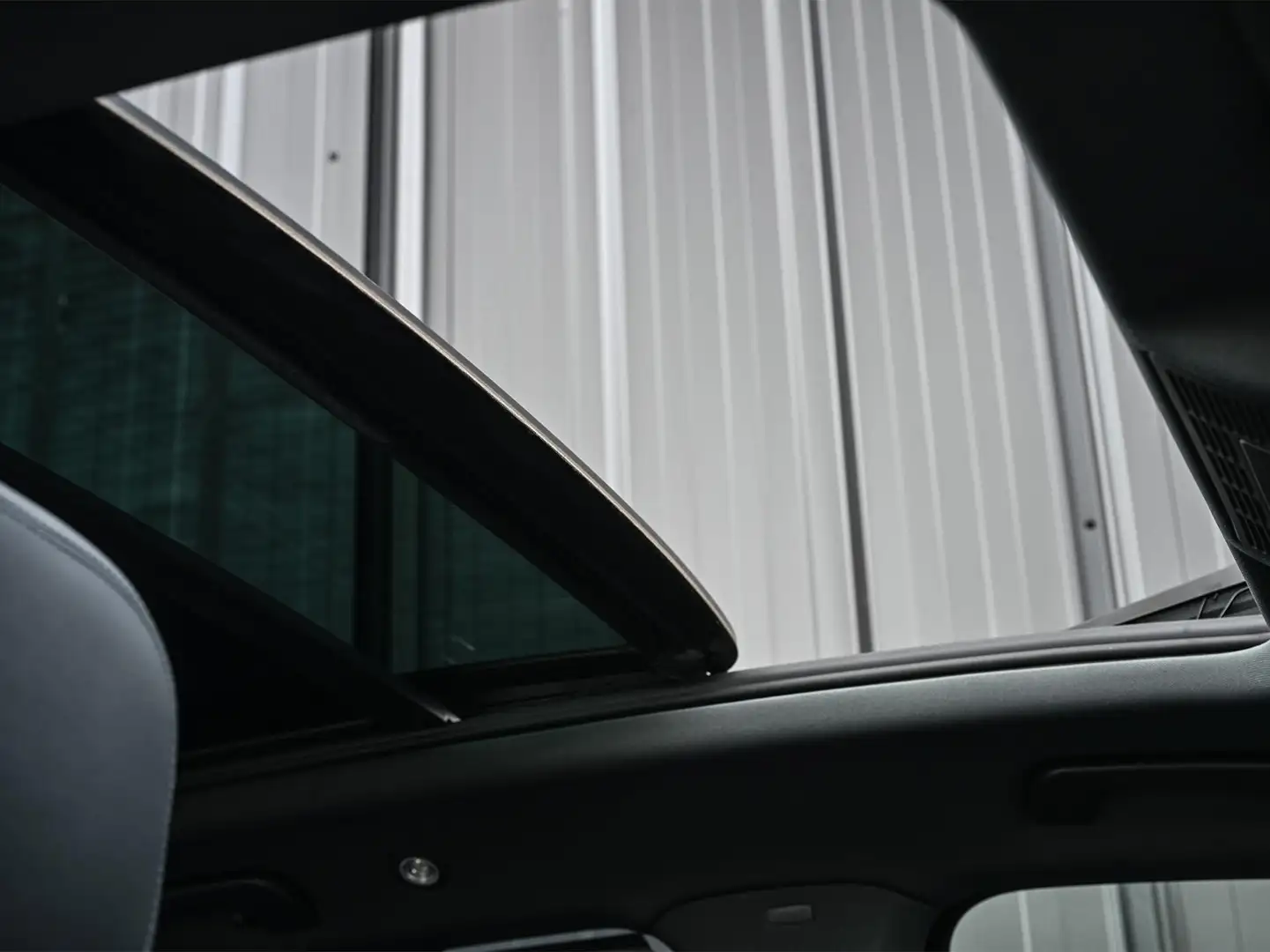 Volkswagen Touareg 3.0 TSi eHybrid 4MOTION | Panoramadak | Night Visi Bruin - 2