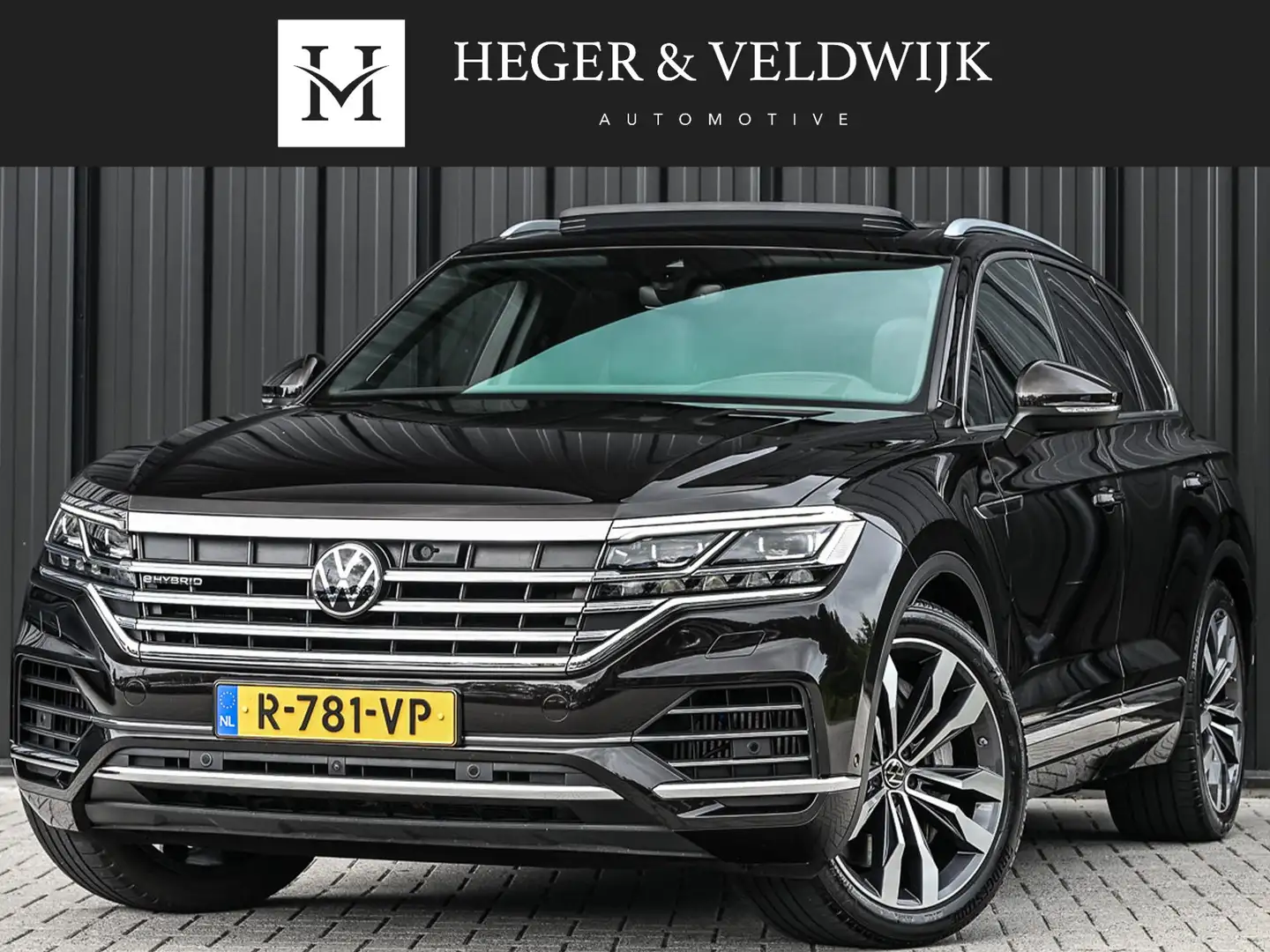 Volkswagen Touareg 3.0 TSi eHybrid 4MOTION | Panoramadak | Night Visi Bruin - 1