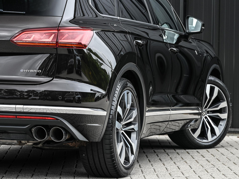 Volkswagen Touareg 3.0 TSi eHybrid 4MOTION | Panoramadak | Night Visi — photo 29