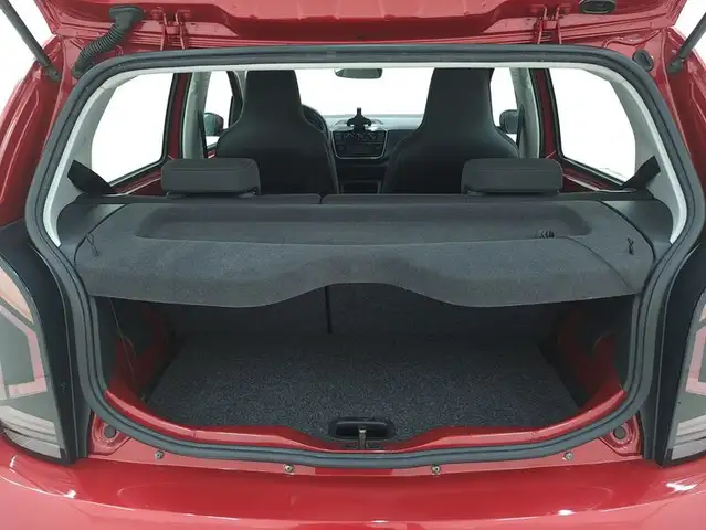 Volkswagen up! view 14